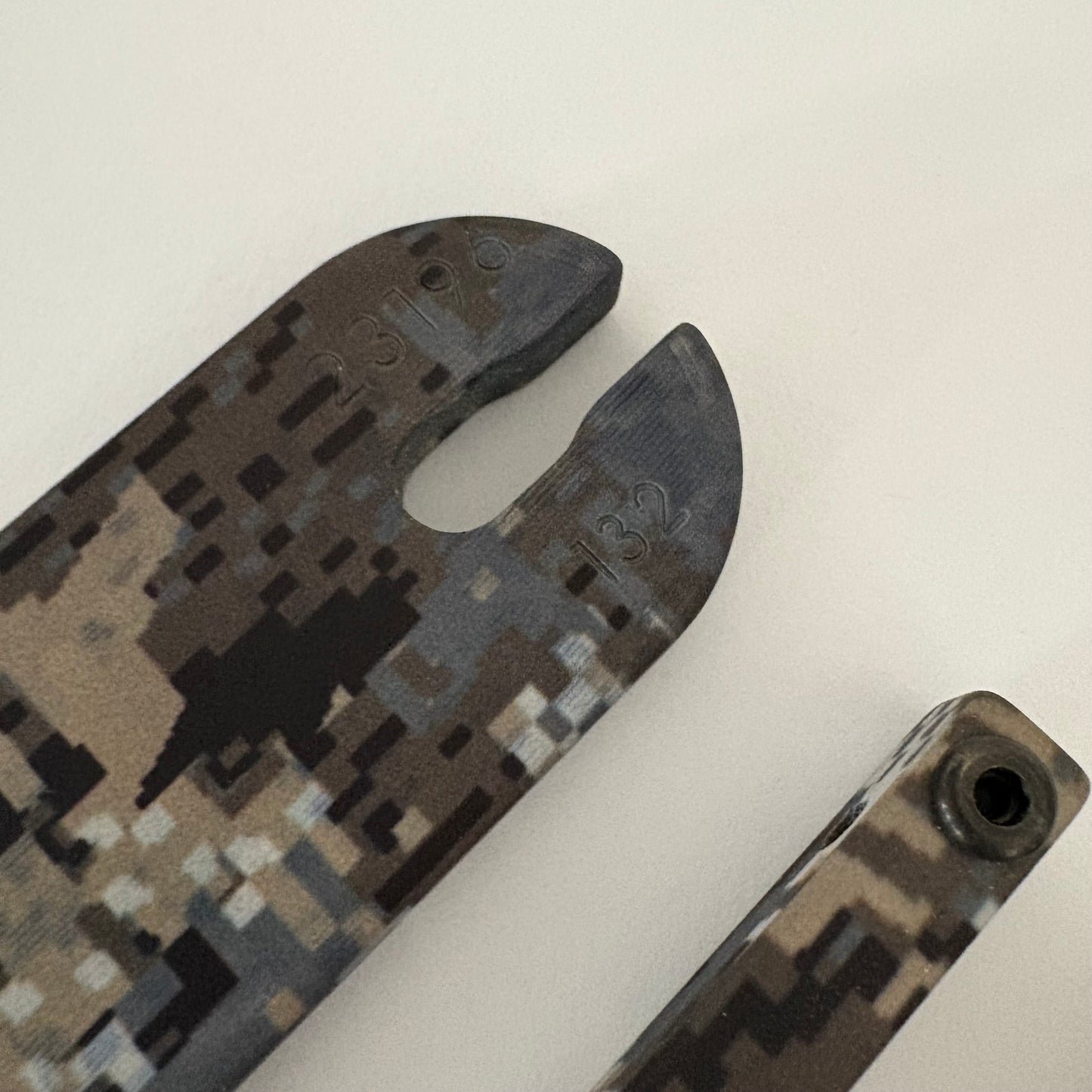 Prime PL50 Standard Compound Limbs 40-50 lbs Elevate Camo - NEW (#233)