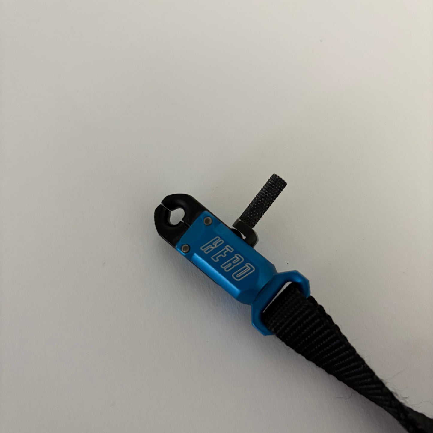 Scott Hero Wrist Release Blue - Used (#427)