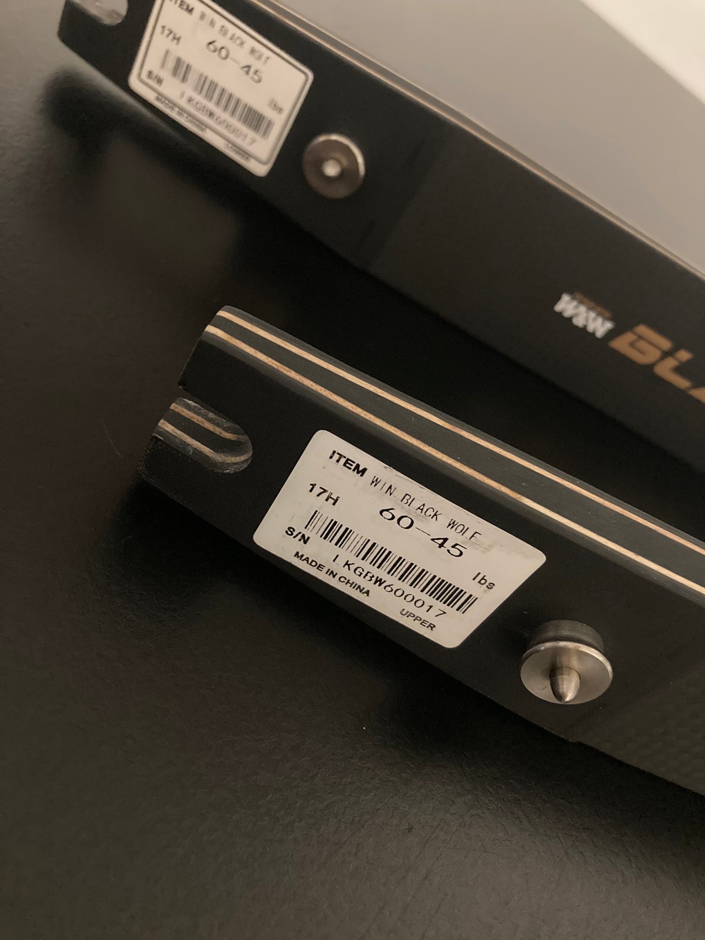 W&W Black Wolf Traditional Limbs ILF Medium 60-45 lbs - Show Model (#137)