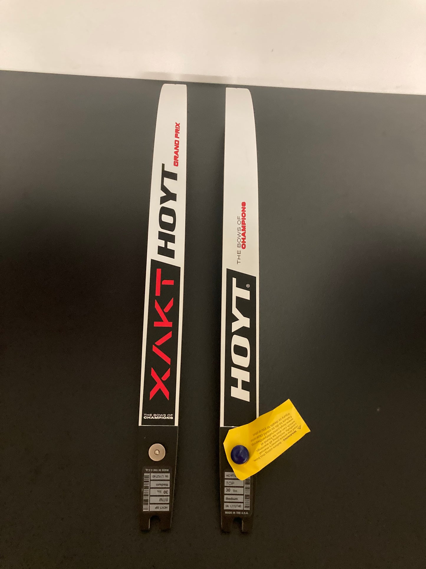 Hoyt Xakt Limbs ILF 68-30 lbs - Show Model (#143)