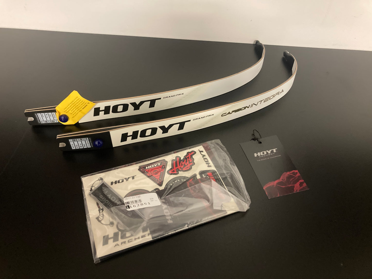 Hoyt Integra Limbs ILF 66-28 lbs - NEW (#163)