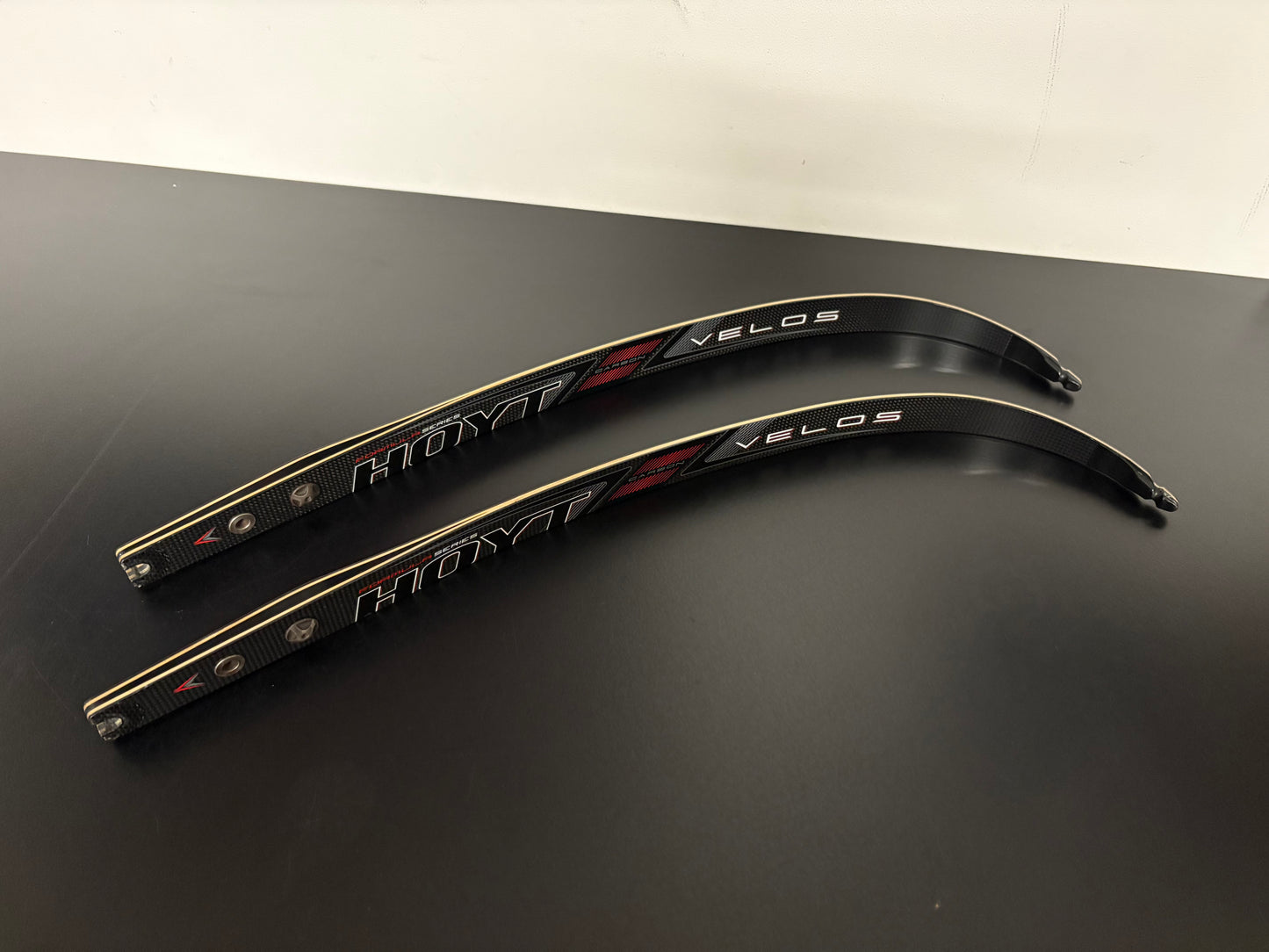 Hoyt Velos Formula Limbs Bamboo 68-42 - Used (#209)