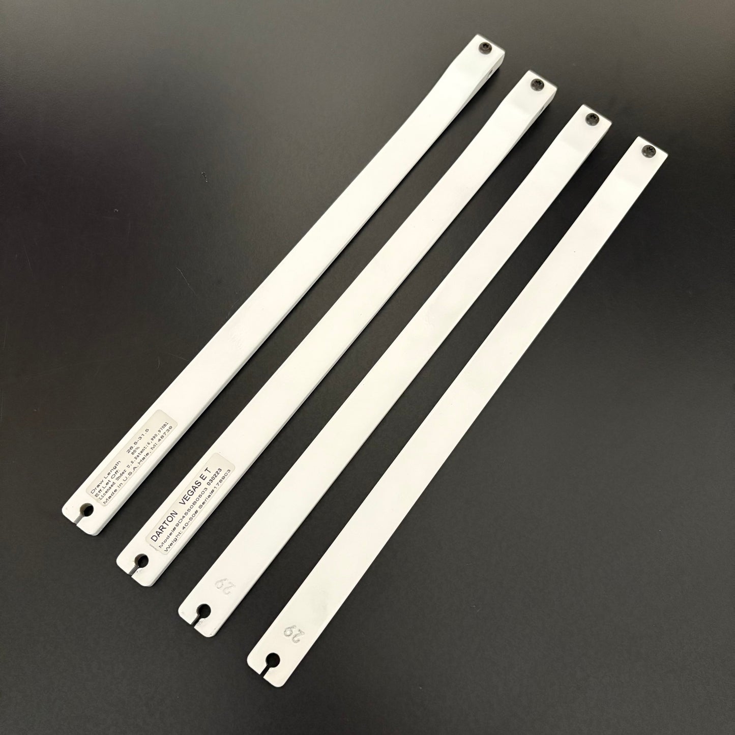 Darton Vegas E-T Compound Limbs 40-50 lbs White - Show Model (#291)