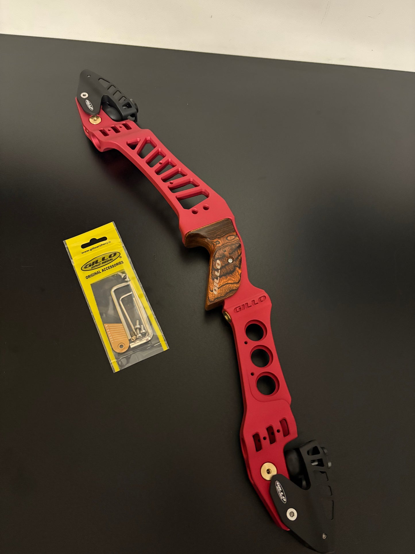 Gillo Riser GF 25 ILF RH Red 25'' B-Grade - Show Model (#26)