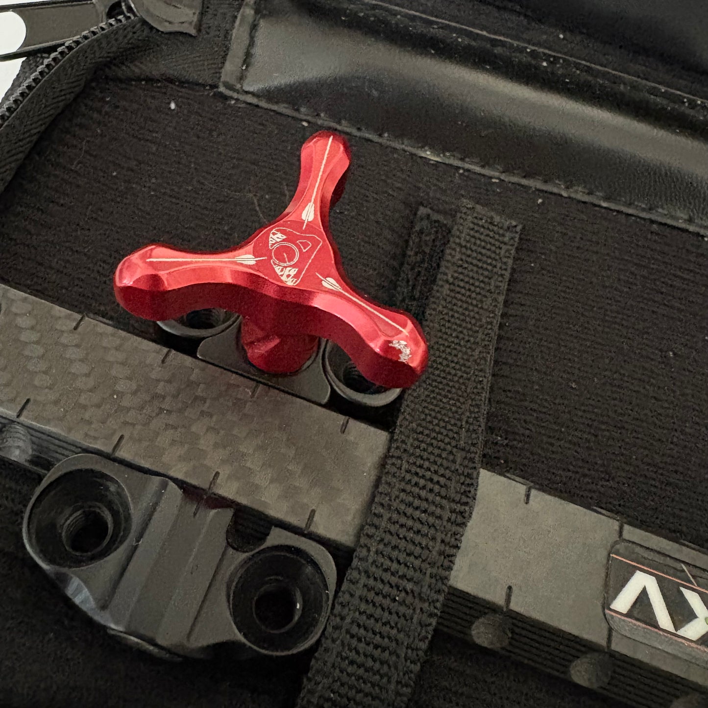 Axcel Achieve XP Recurve Sight RH Red - Used (#13)