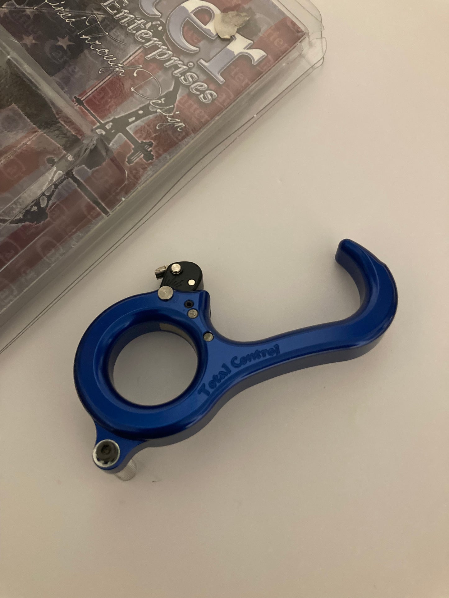 Carter Total Control 3 Hinge Release Blue - Show Model (#194)