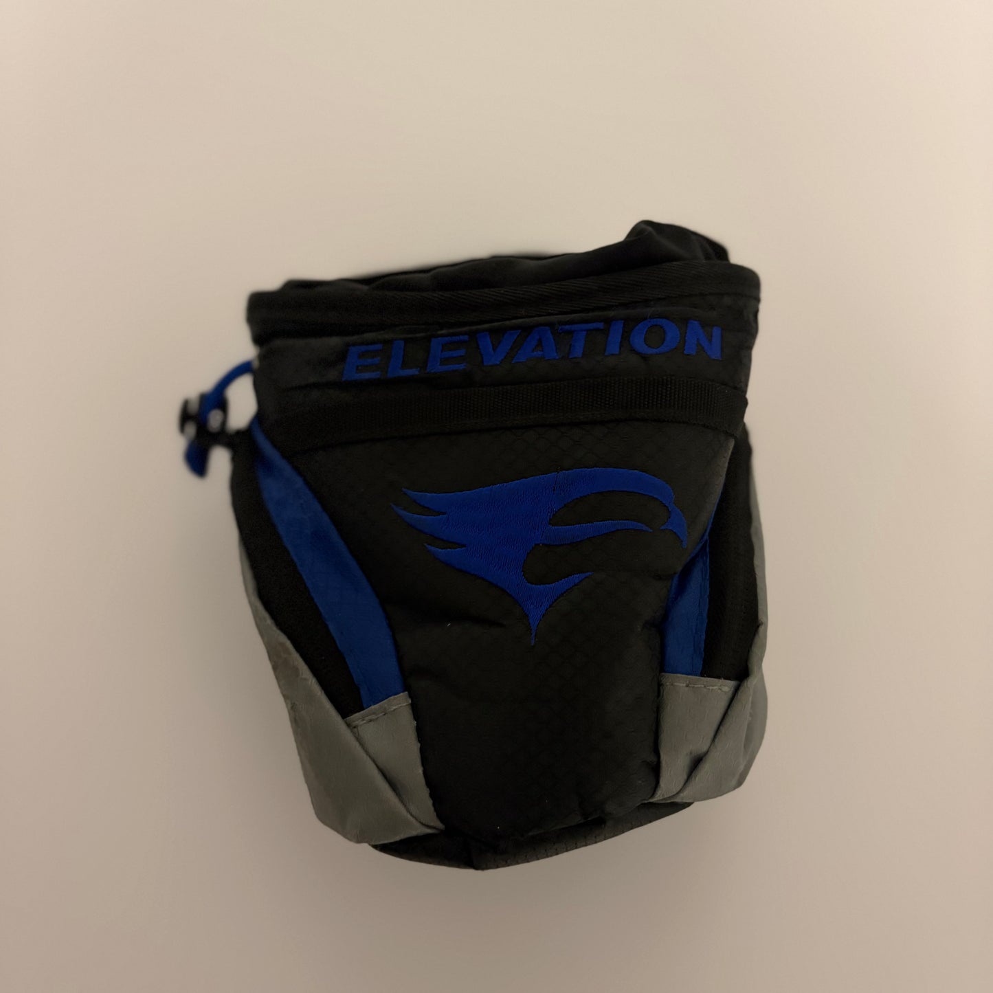 Elevation Core Release Pouch Black/Blue - Used