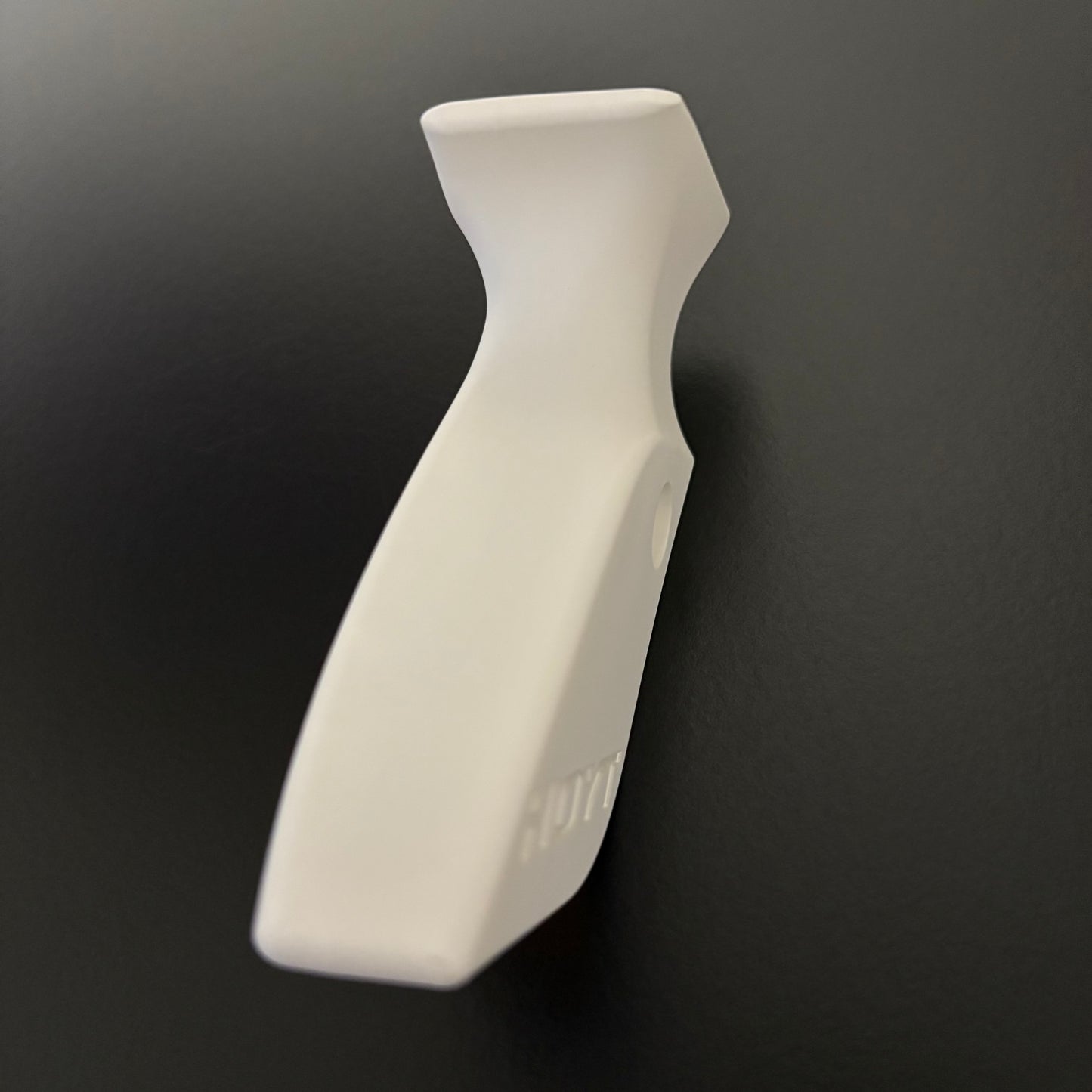 Hoyt High Performance White 'Brady Ellison'Recurve Grip RH - NEW (#G45)