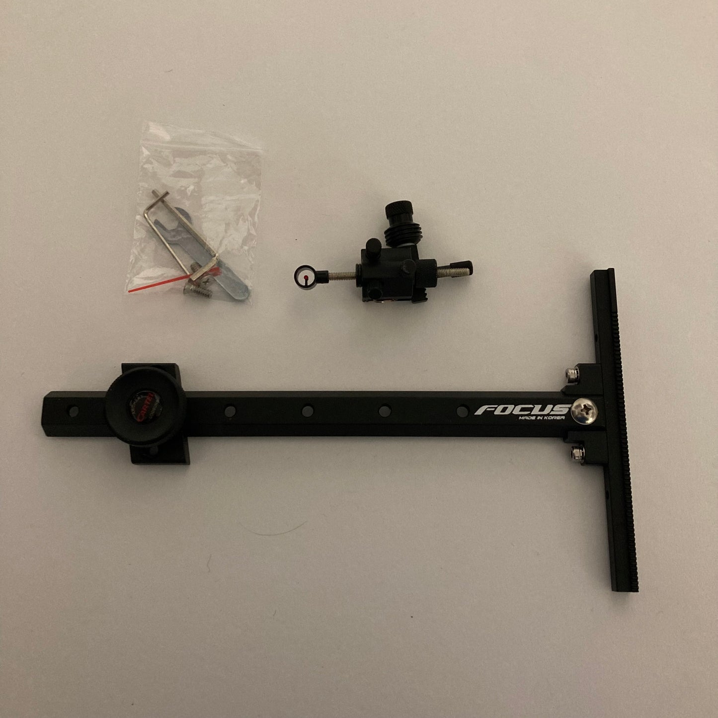 Cartel Focus-K Recurve Sight RH Black 9'' - Show Model