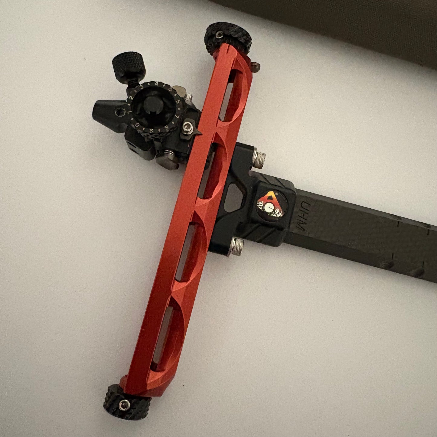 Axcel Achieve XP Recurve Sight LH Red - Used (#13)
