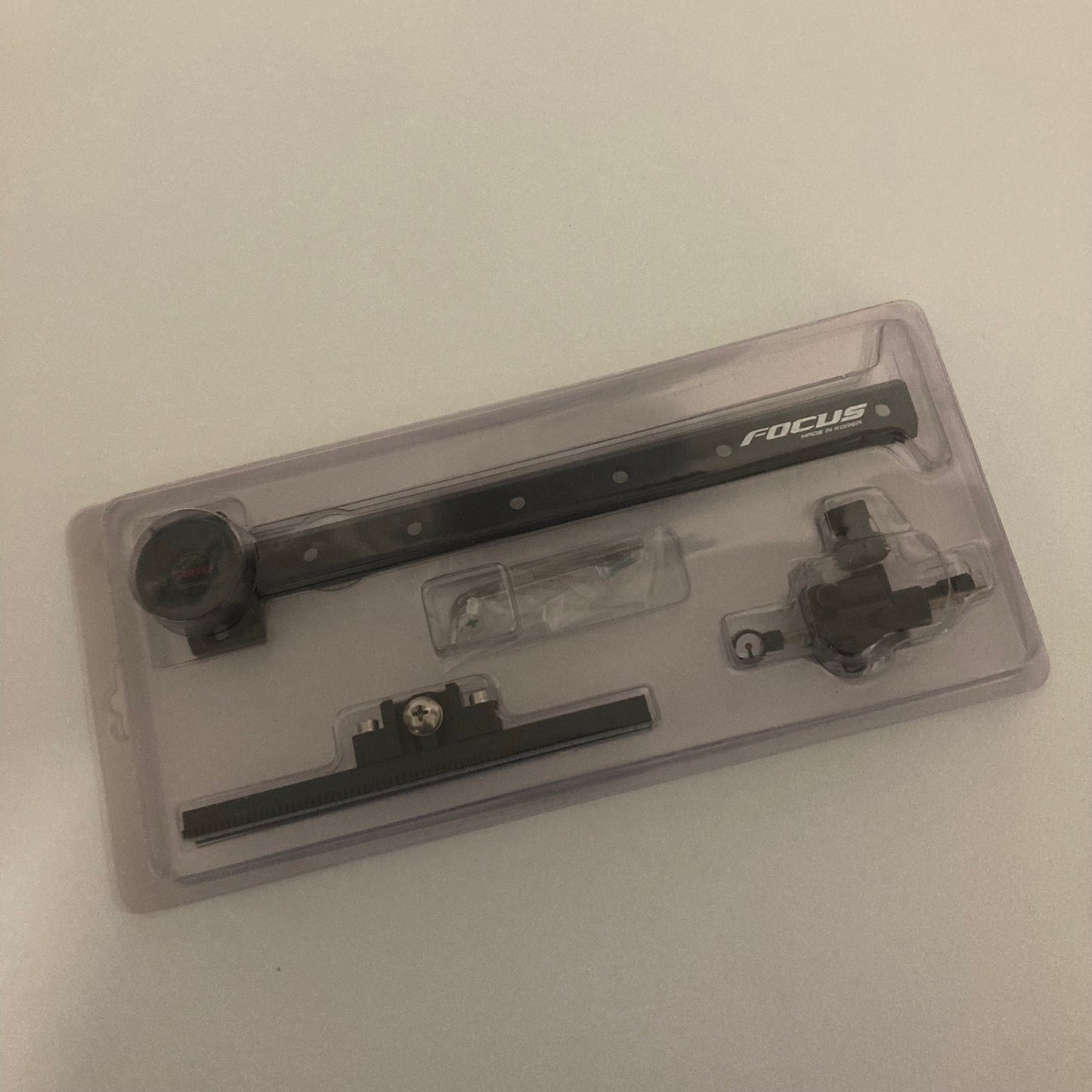 Cartel Focus-K Recurve Sight RH Black 9'' - NEW