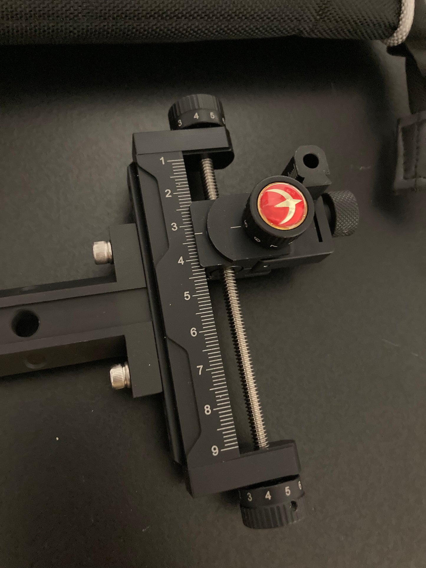 Avalon Tec X Compound Sight RH Black 6 inch - NEW