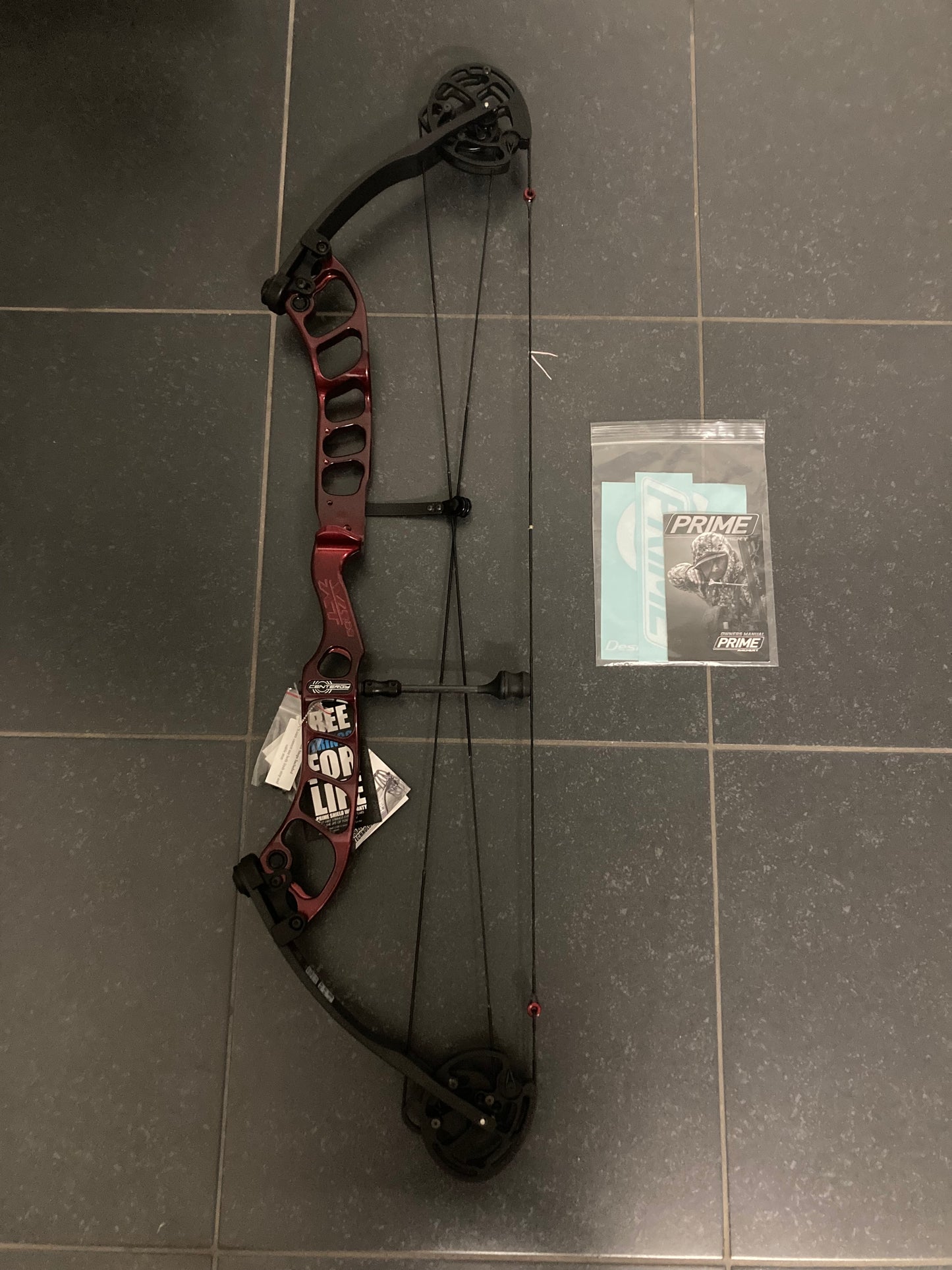 Prime Centergy X-1 39 Compound Bow RH Cherry Red 50-60 lbs - NEW (#1.1)