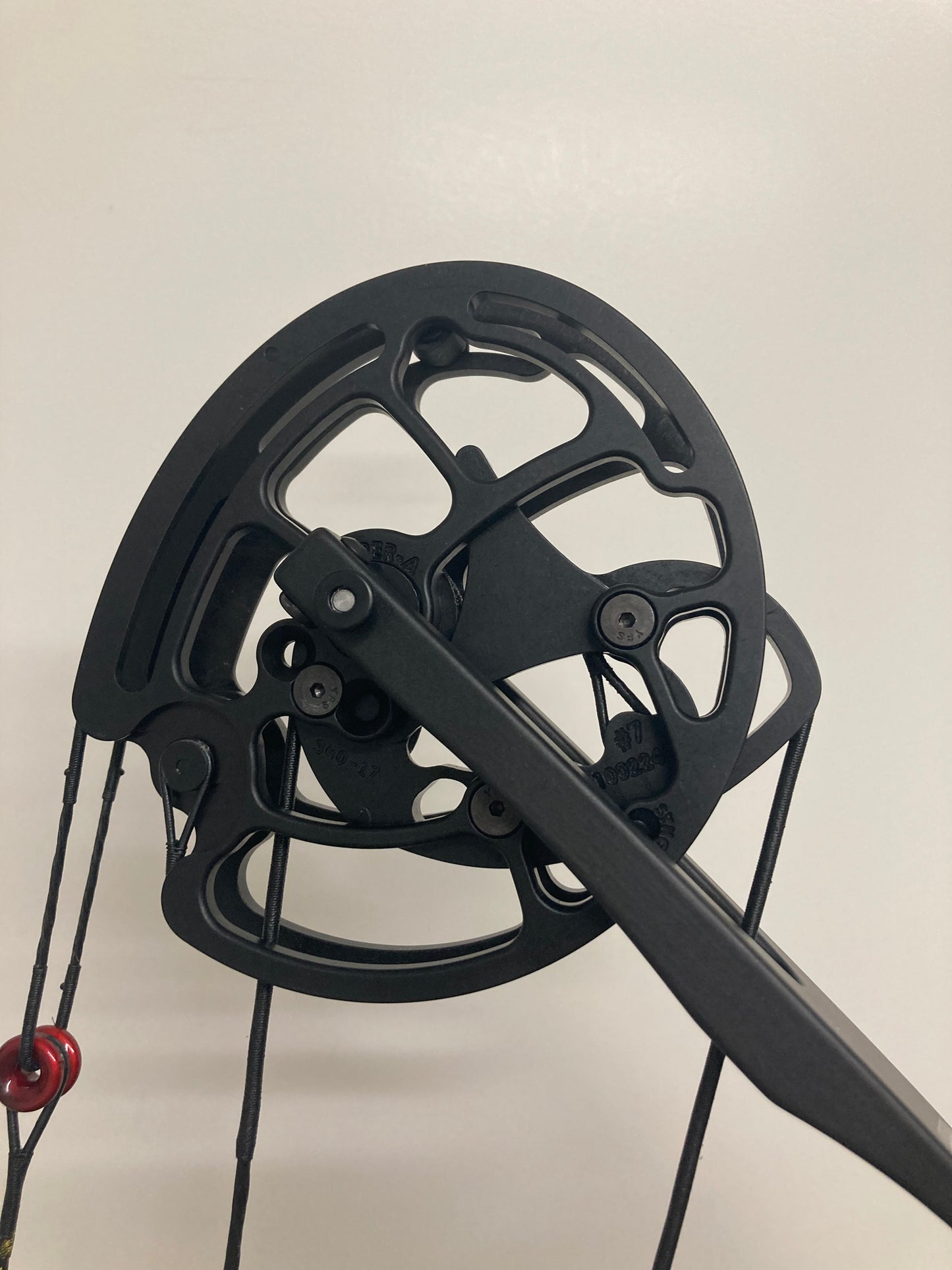 Prime Centergy X-1 39 Compound Bow RH Cherry Red 50-60 lbs - NEW (#1.1)