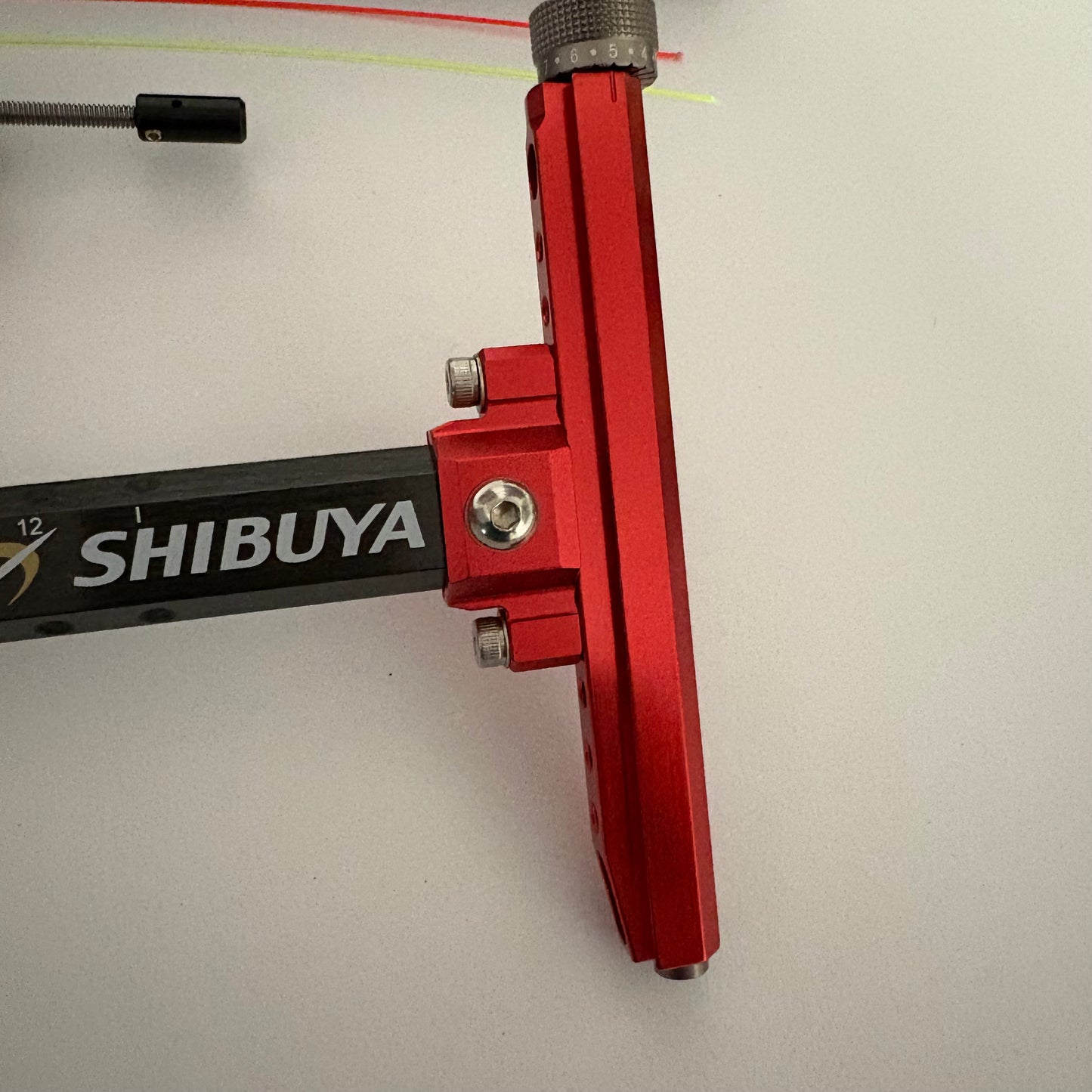 Shibuya Ultima II Recurve Sight RH Red 9'' - Used (#R136)