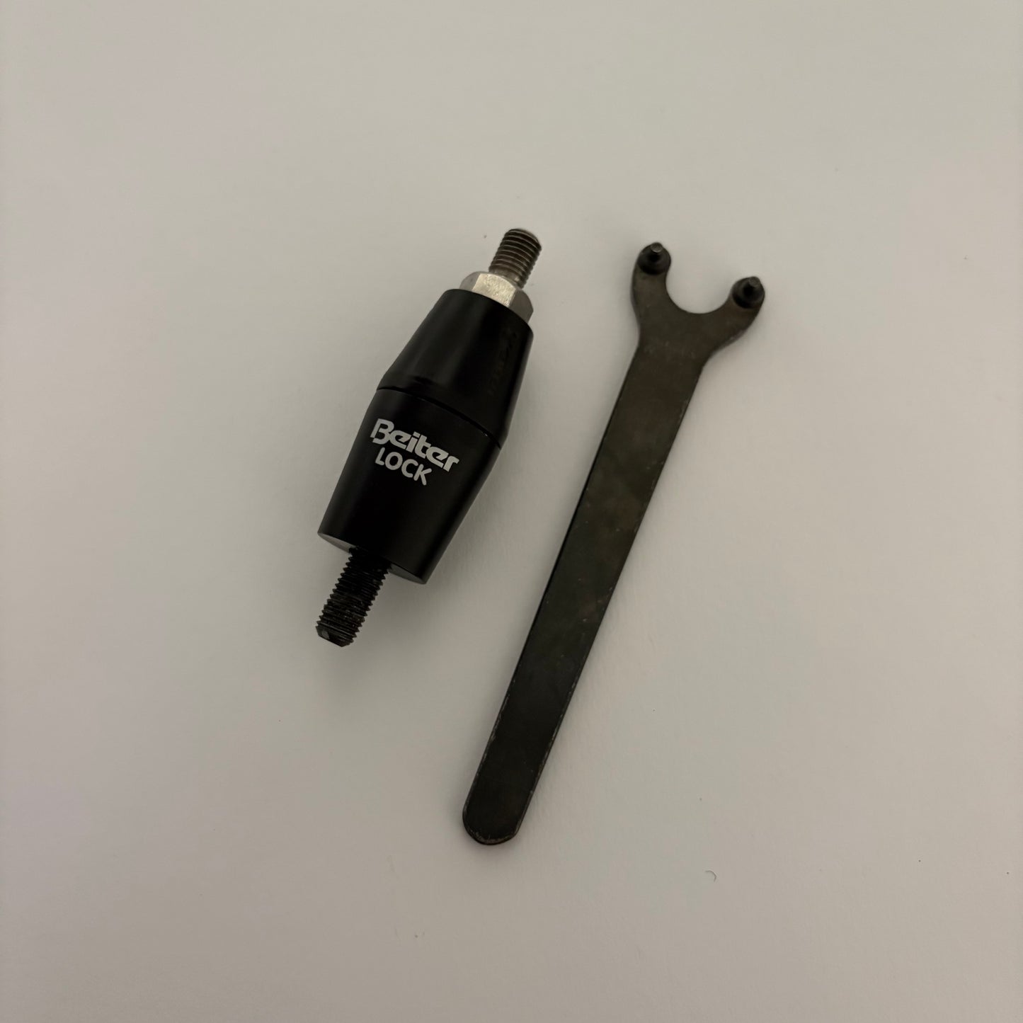 Beiter Lock System Quick Disconnect - Used (#R137)