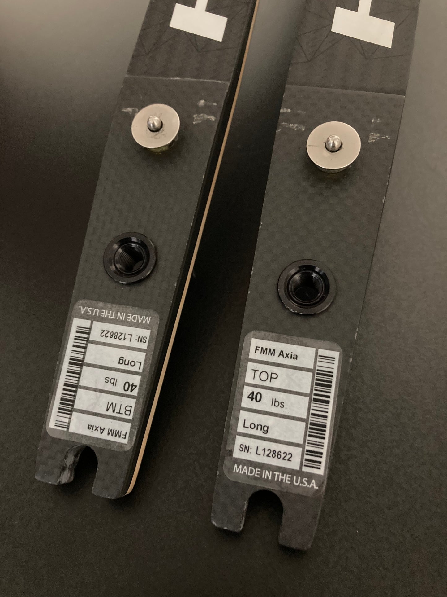 Hoyt Axia Formula Limbs Resin 70-40 lbs - Used (#126)