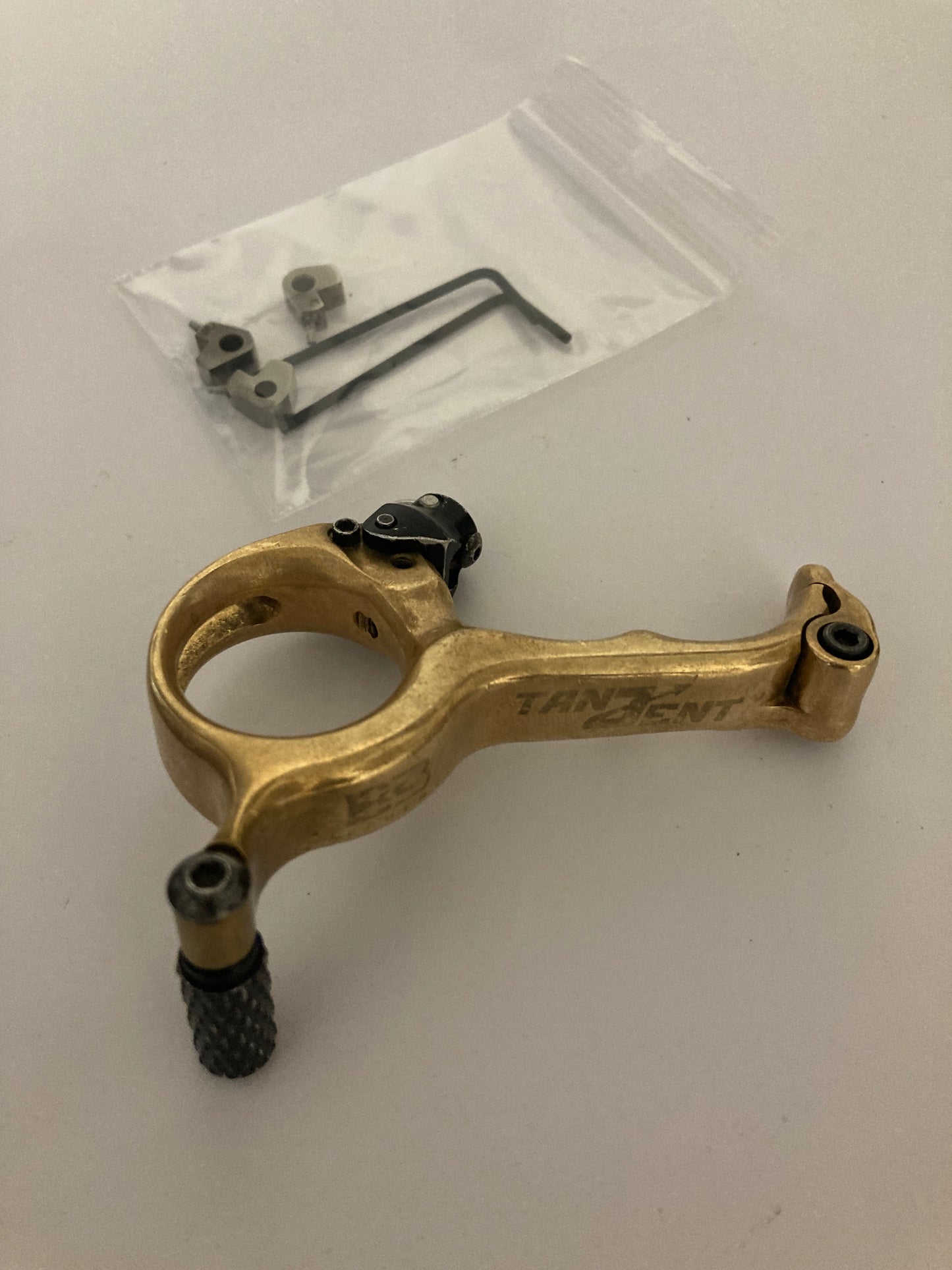 B3 Archery Tanjent Brass Hinge Release - Used (#90)