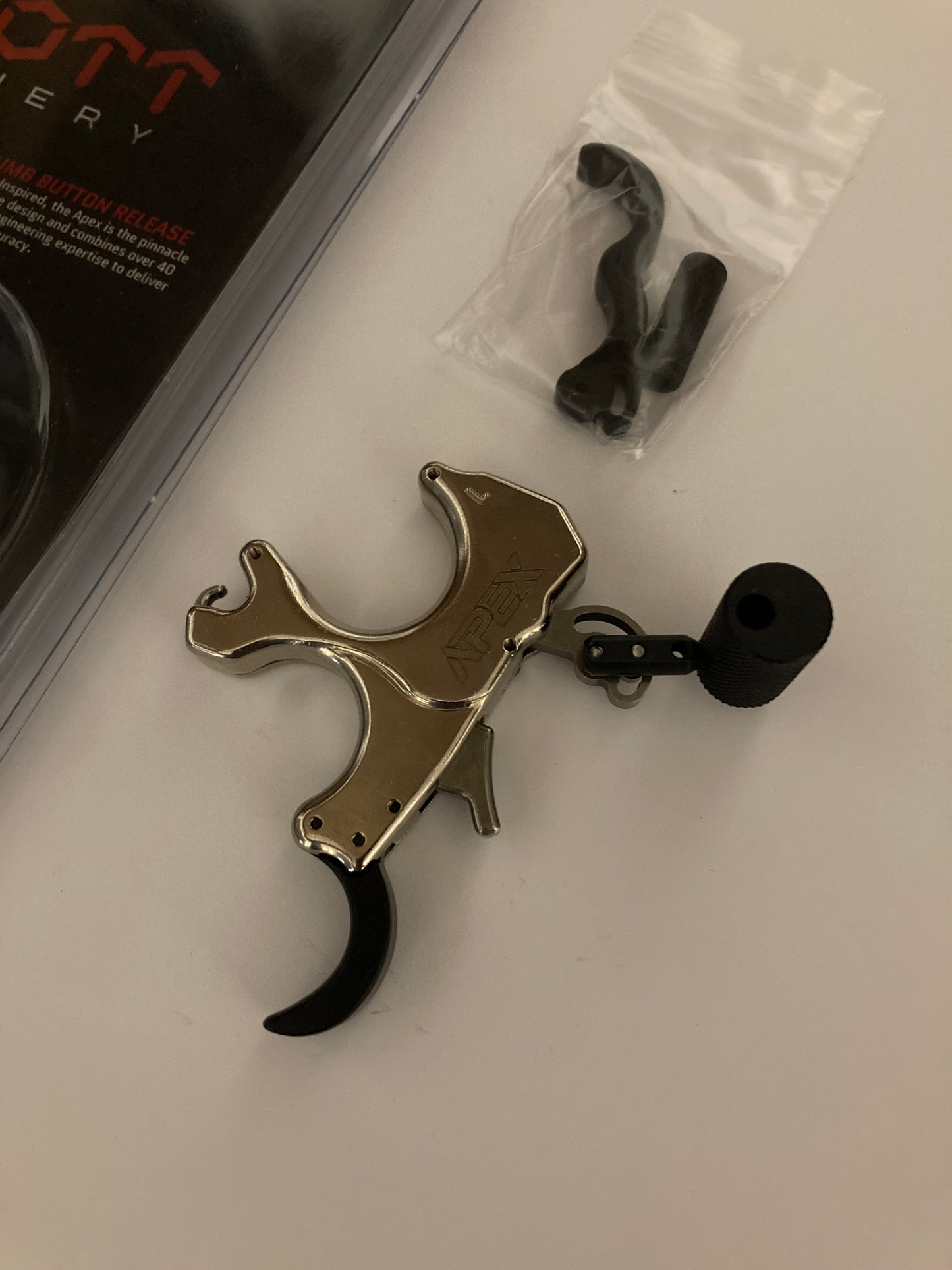Scott Apex Thumb Trigger Release Size L - Show Model (#143)