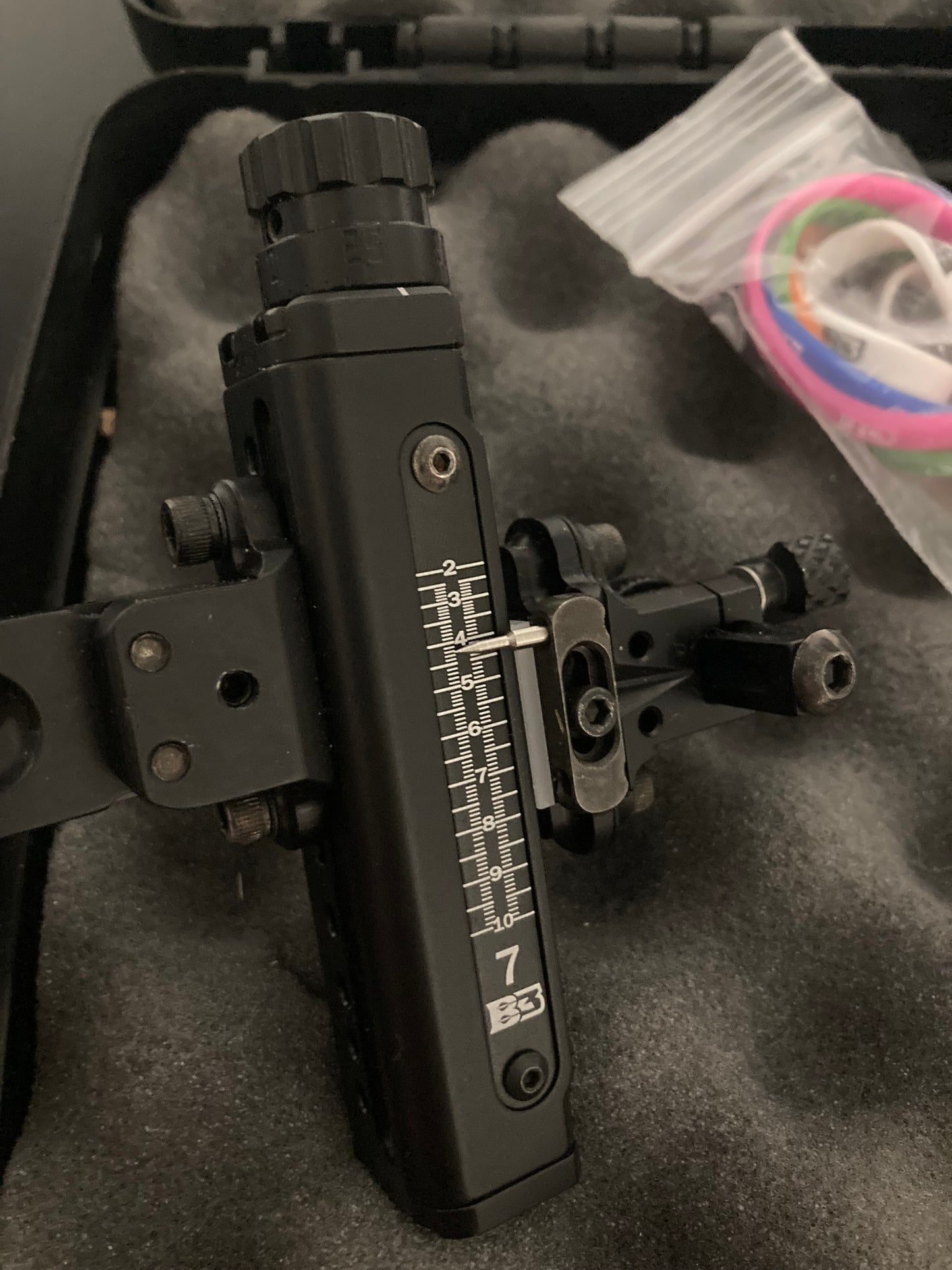 B3 Exact Target Compound Sight LH Black 8 inch - Show Model