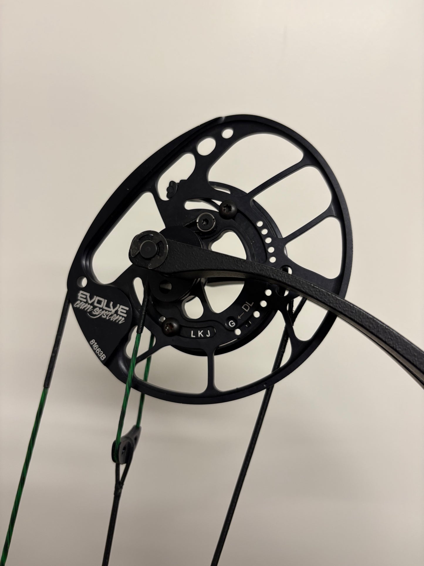 PSE Perform X 3D Compound Bow LH Green 50-60 lbs - Used