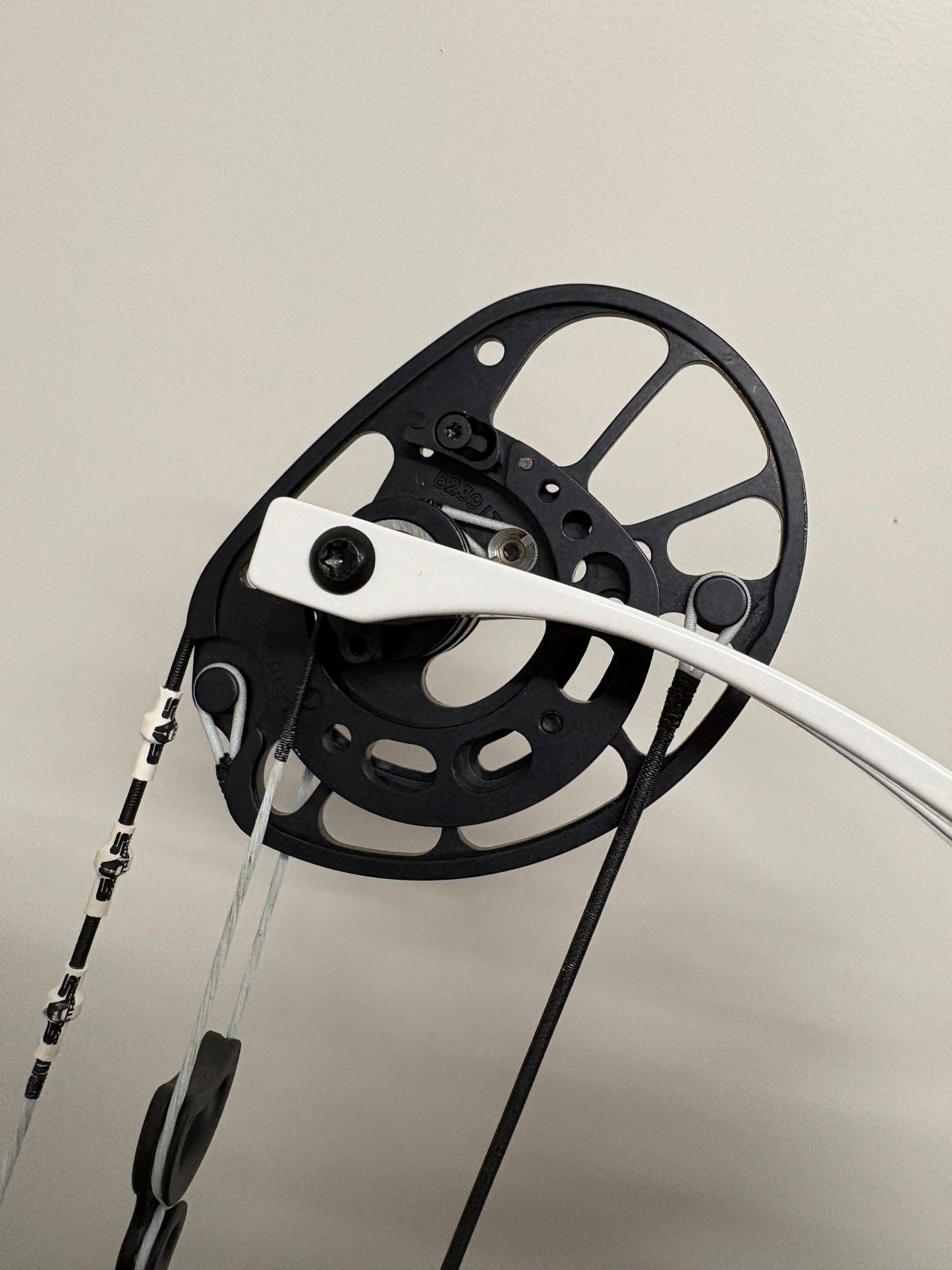 PSE Shootdown Pro M2 Compound Bow RH Red 50-60 lbs - Used