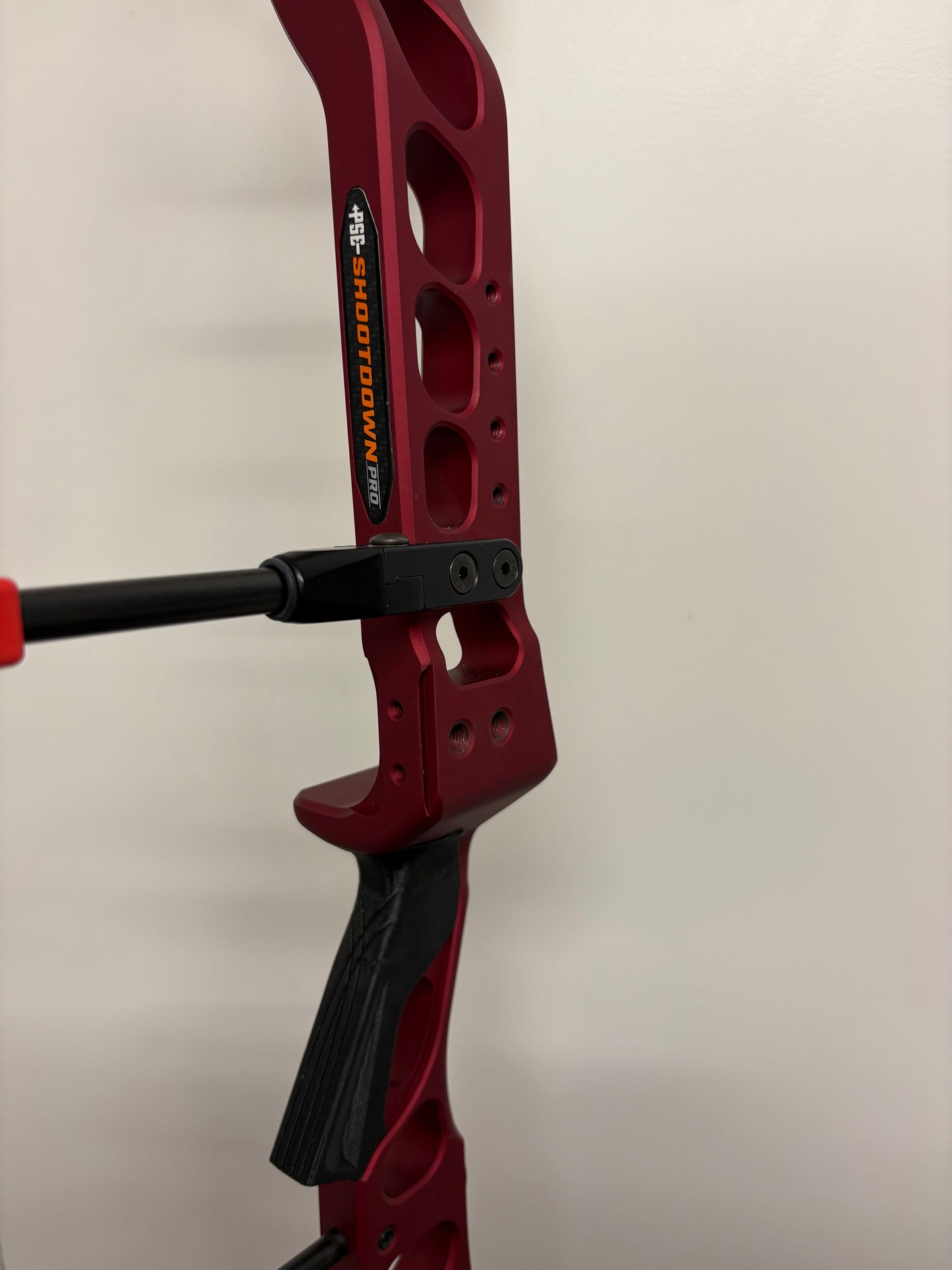 PSE Shootdown Pro M2 Compound Bow RH Red 50-60 lbs - Used