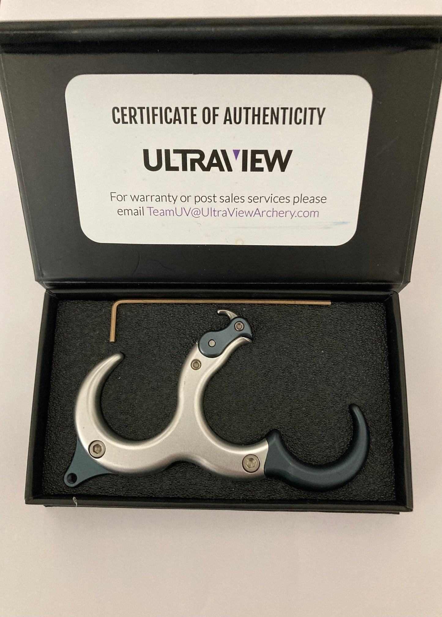 Ultraview 'The Hinge' Hinge Release Aluminium Size L - Show Model (#113)
