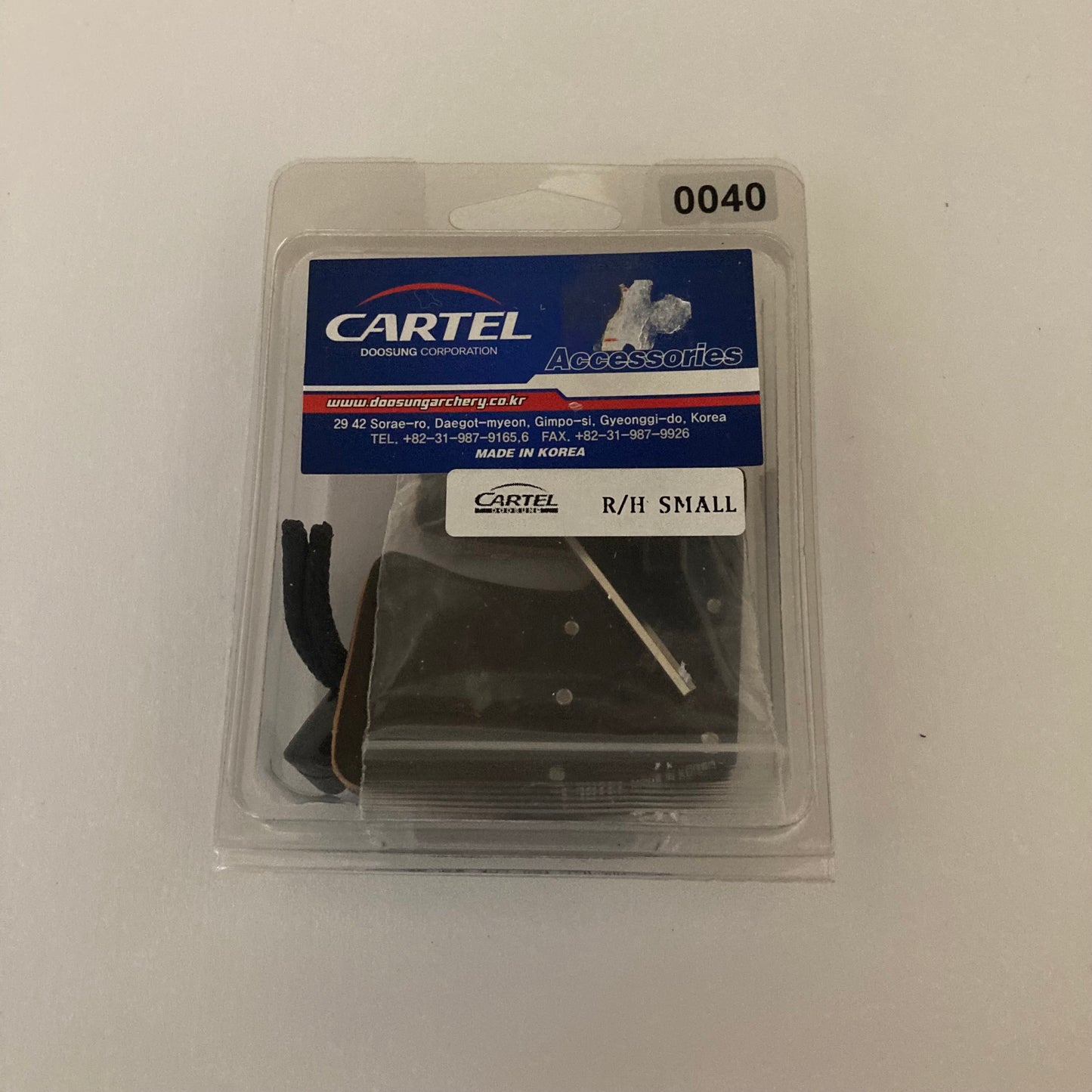 Cartel Smart Cordovan Recurve Finger Tab RH/LH - NEW (#39-40)