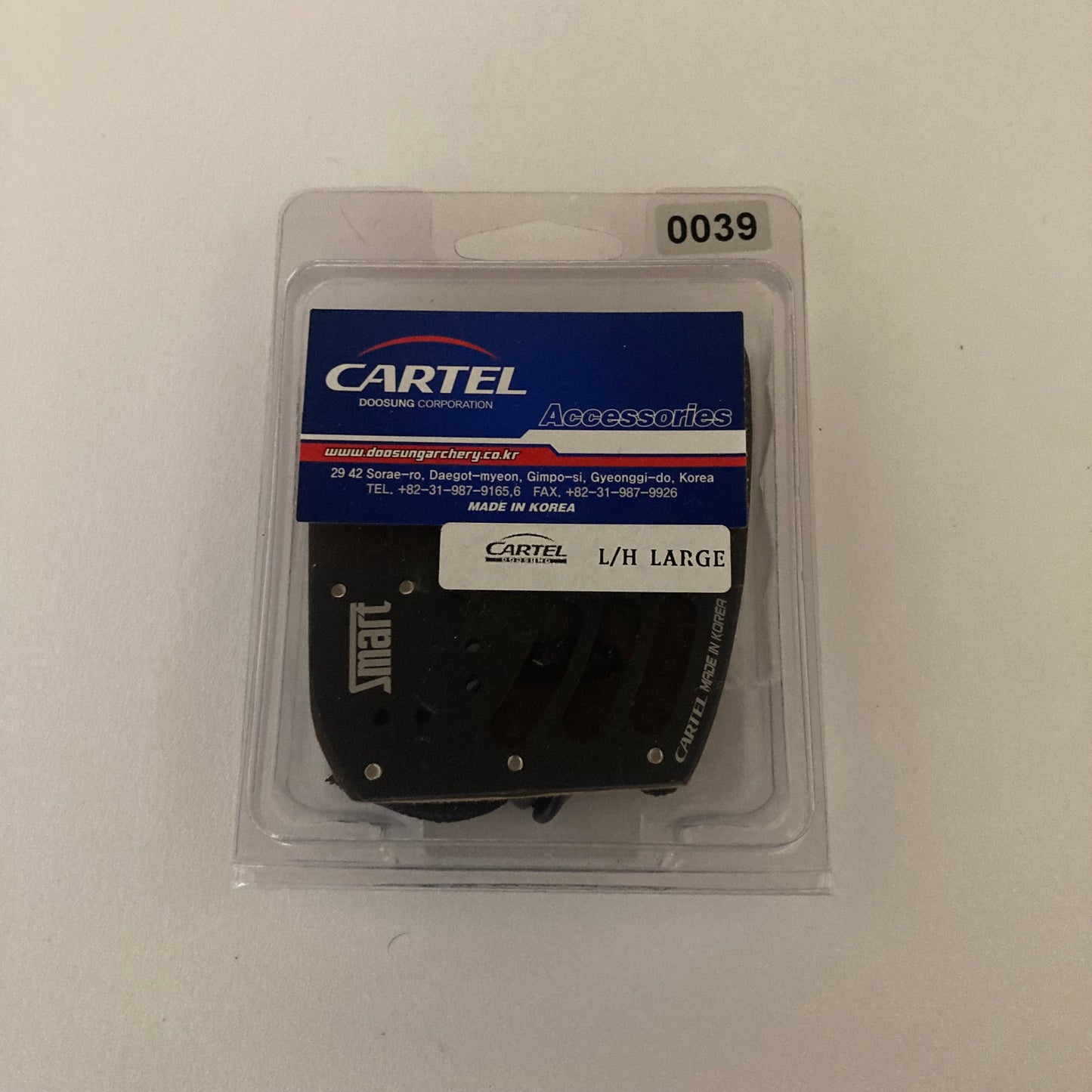 Cartel Smart Cordovan Recurve Finger Tab RH/LH - NEW (#39-40)