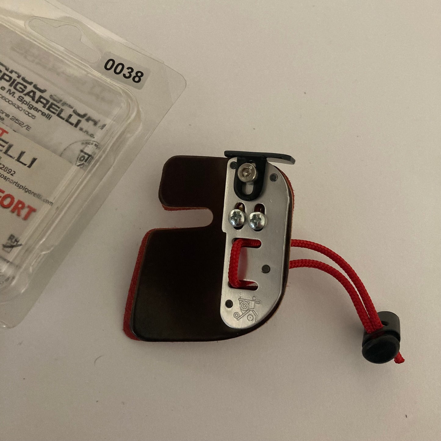 Spigarelli Confort Recurve Finger Tab RH Small - NEW (#38)