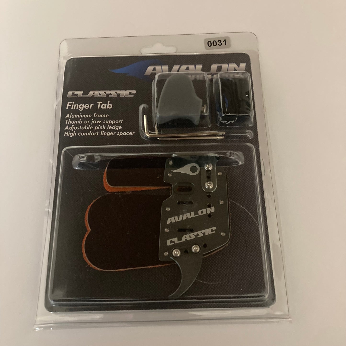 Avalon Classic Recurve Finger Tab RH/LH - NEW (#31-35)