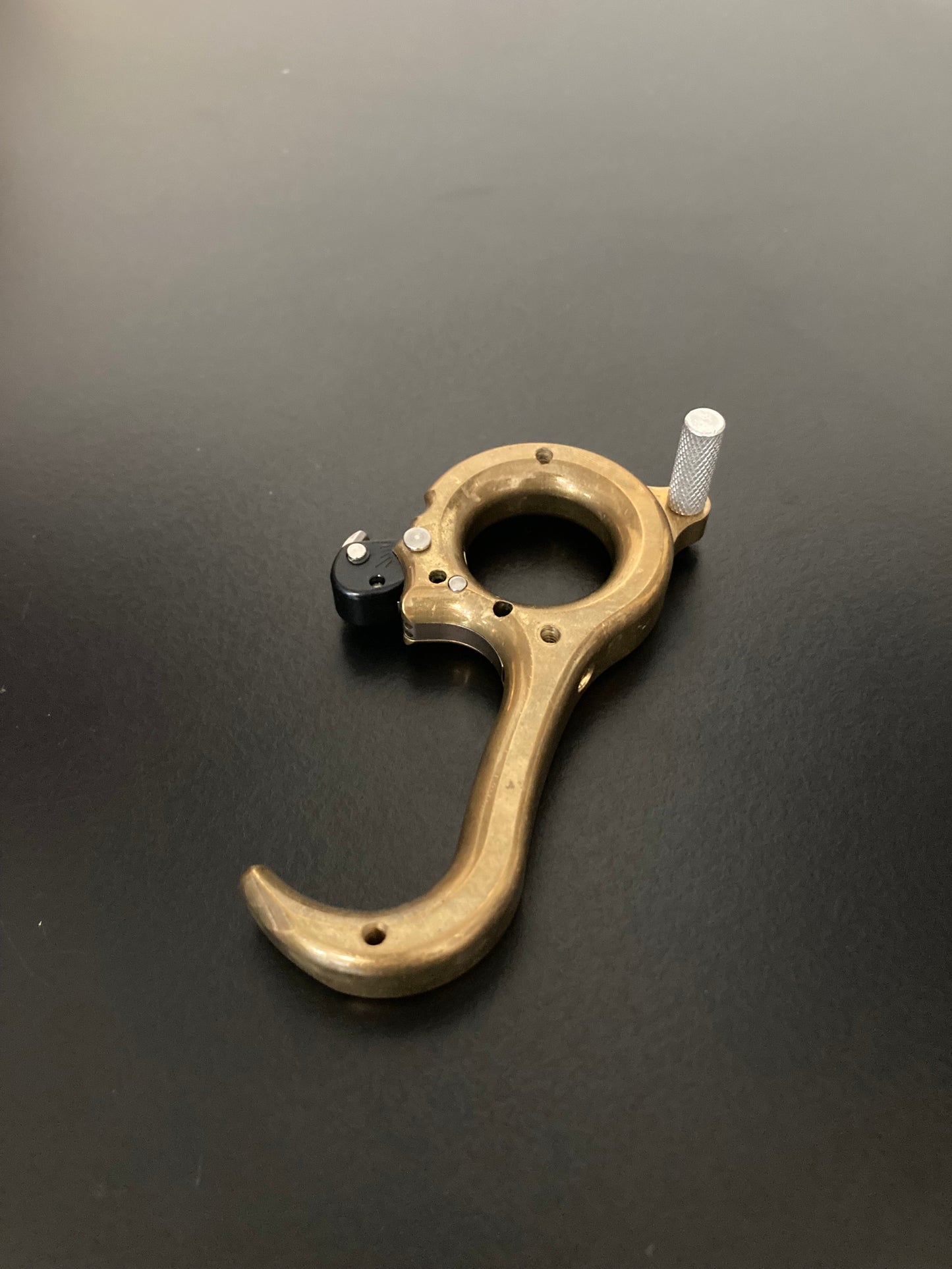 Carter Total Control 3 Brass Hinge Release - Show Model (#168)