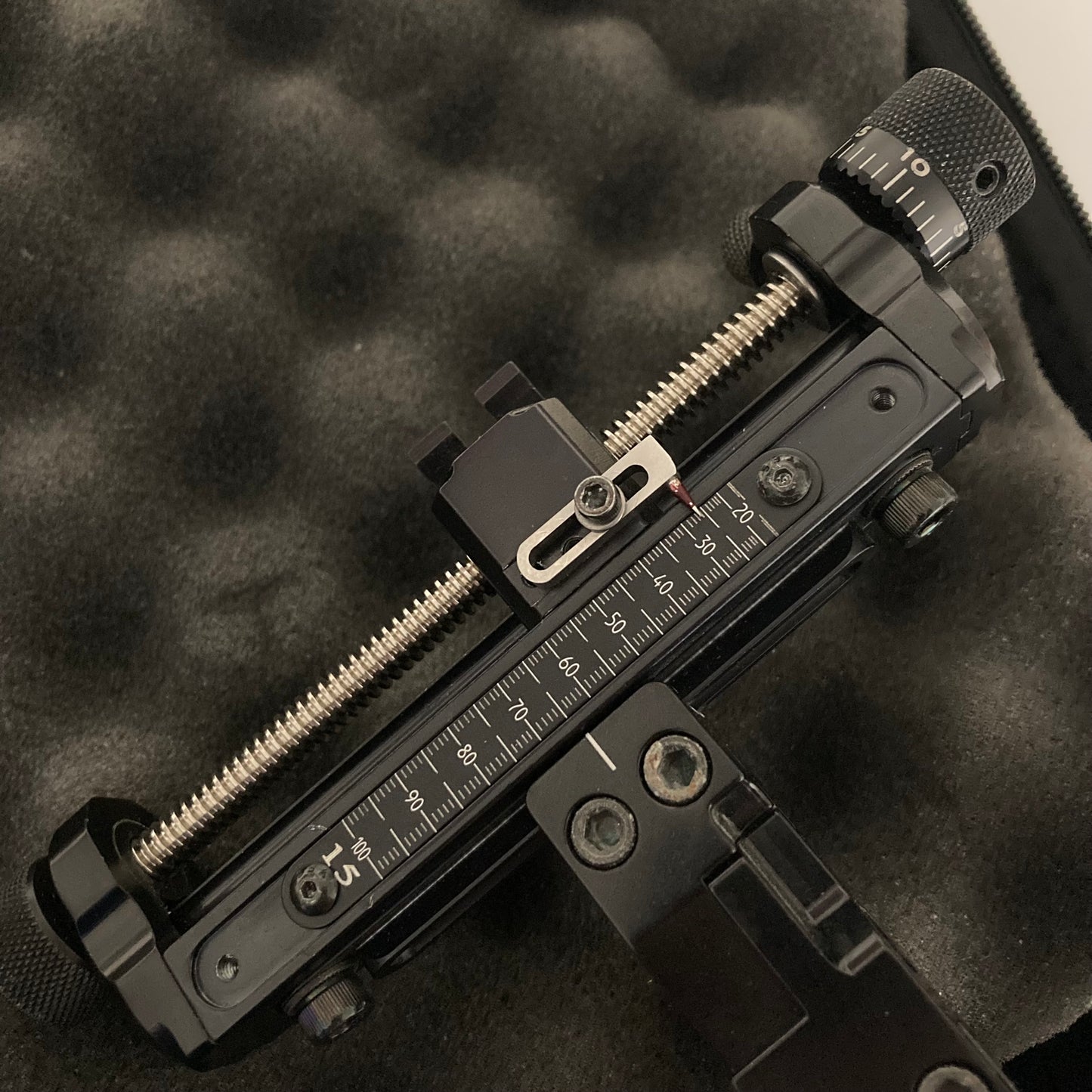 CBE Vertex Target Microclick Compound Sight RH 6 inch - Show Model