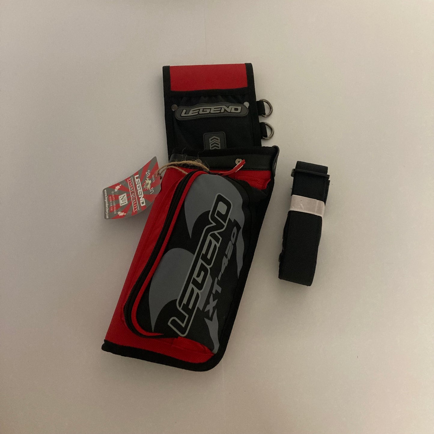 Legend XT420 Field Quiver LH Red - NEW