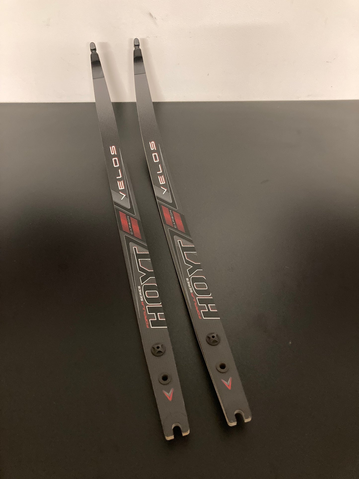 Hoyt Velos Formula Limbs Bamboo 68-44 - Show Model (#62)