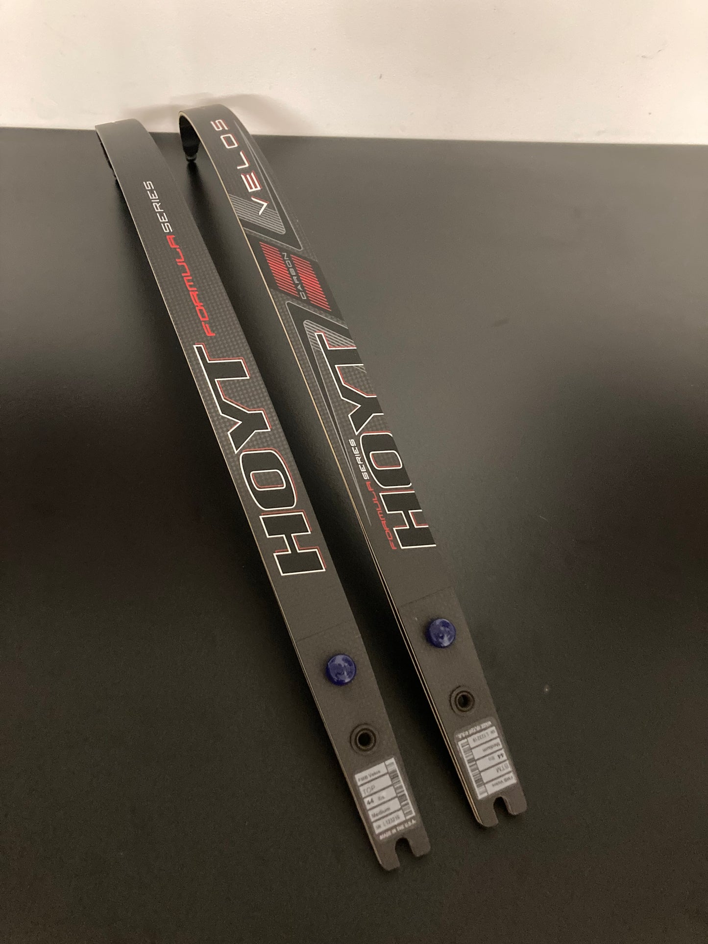 Hoyt Velos Formula Limbs Bamboo 68-44 - Show Model (#62)