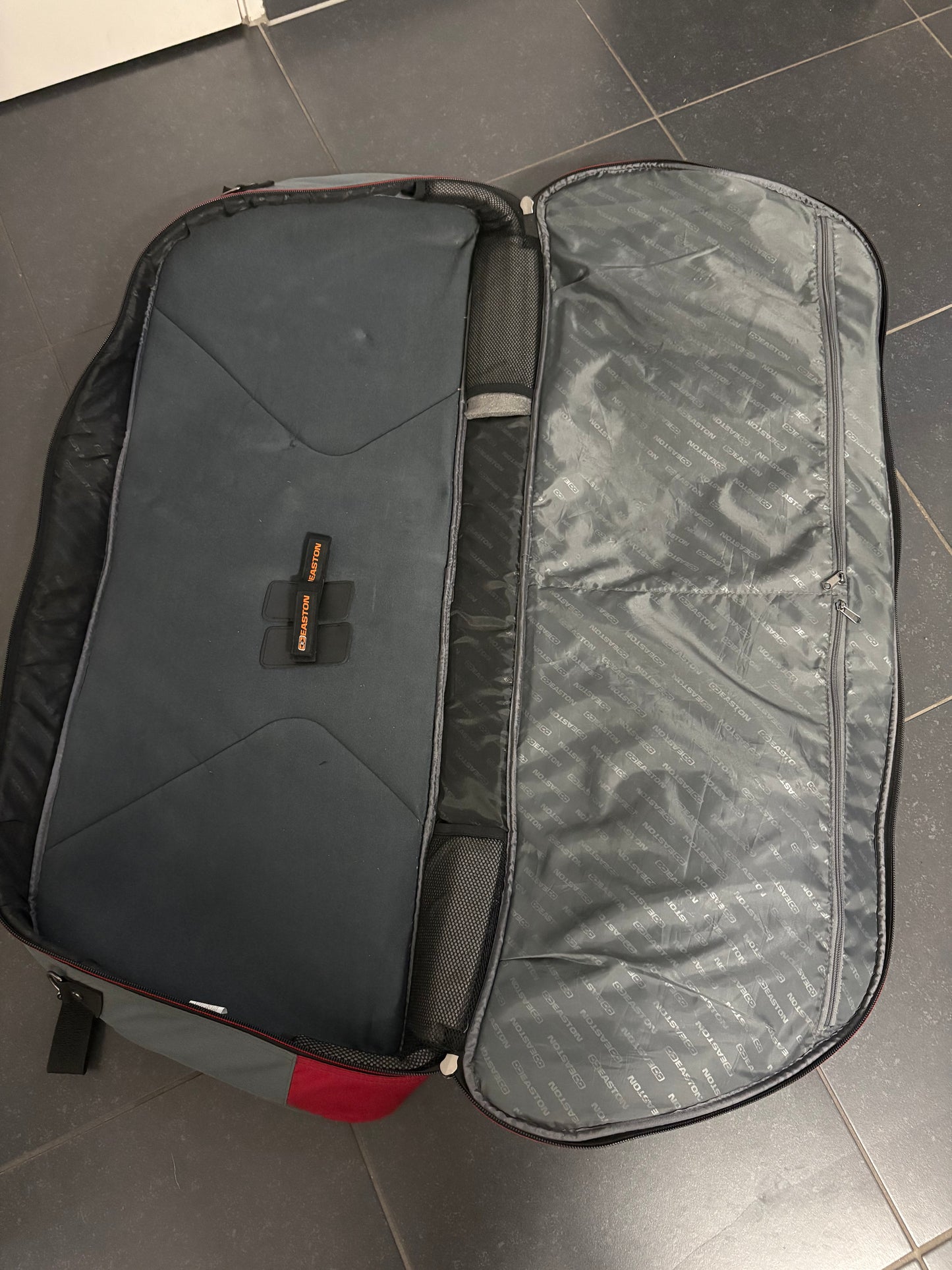 Easton 'World Cup' Compound Bow Bag - Used