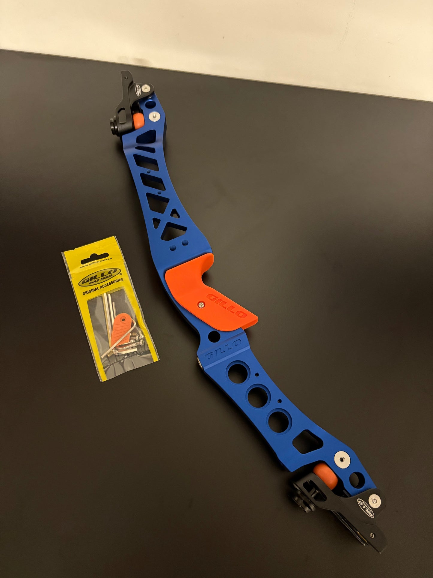 Gillo Riser GX2 25 ILF LH Blue 25'' B-Grade - Show Model