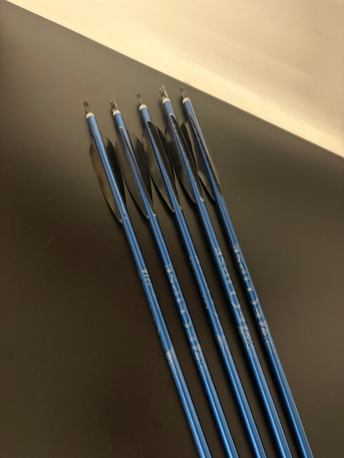 Easton Eclipse 2315 Aluminium Arrow Set 5 pcs / Spine 2315 / 30.5 inch - Used