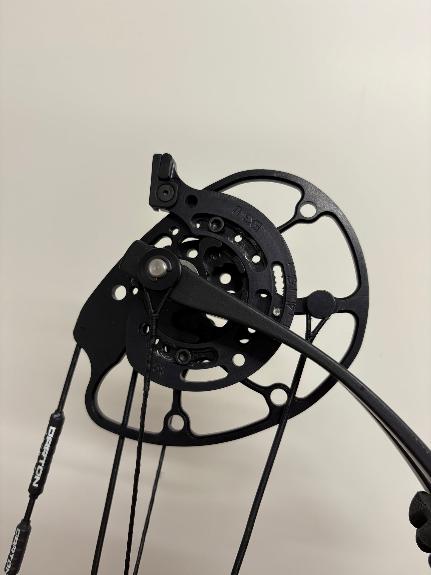 Darton Departure Compound Bow RH Candy Blue 50-60 lbs - Used (#1.3)