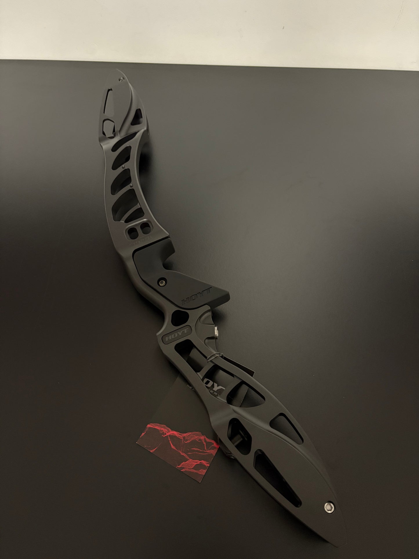 Hoyt Riser Formula XD 25'' LH Black Ink - NEW