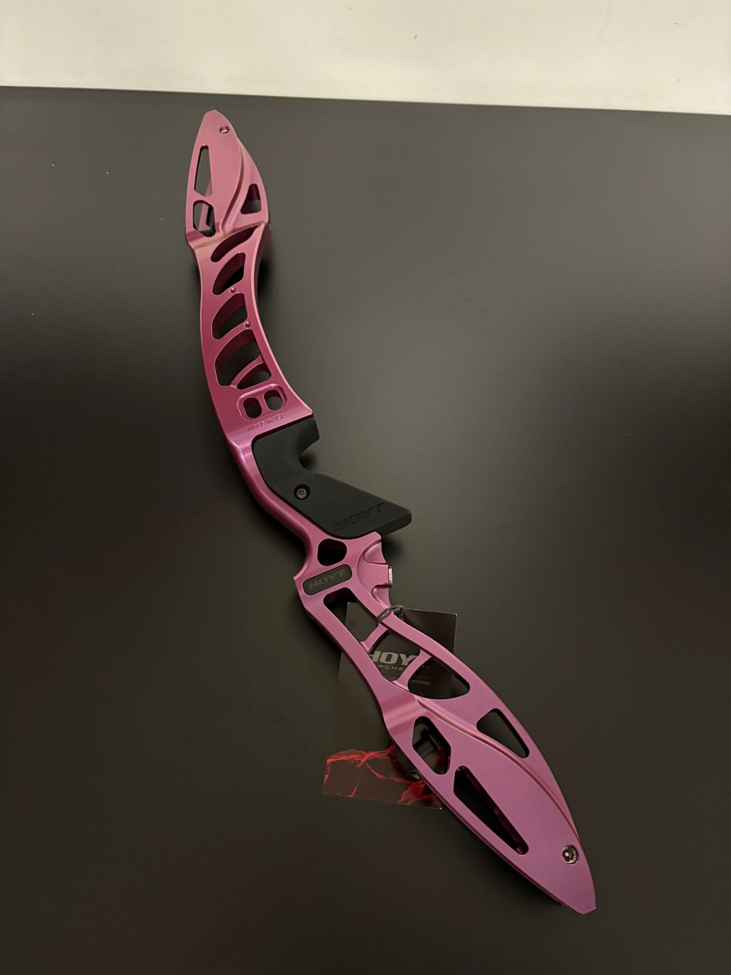 Hoyt Riser Formula XD 25'' LH Stardust Purple - NEW