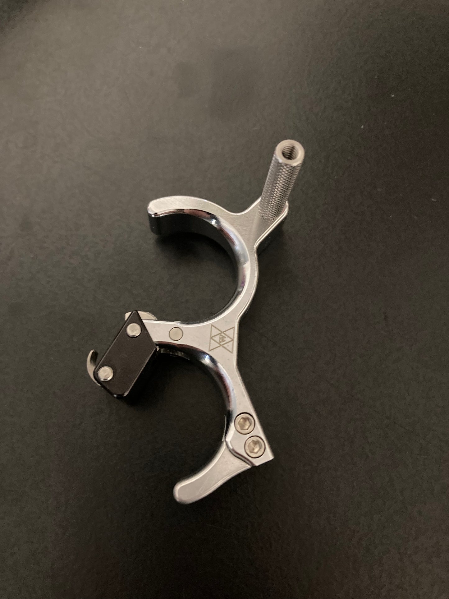 Wifler Industries Phoenix Metal X Hinge Release - Show Model