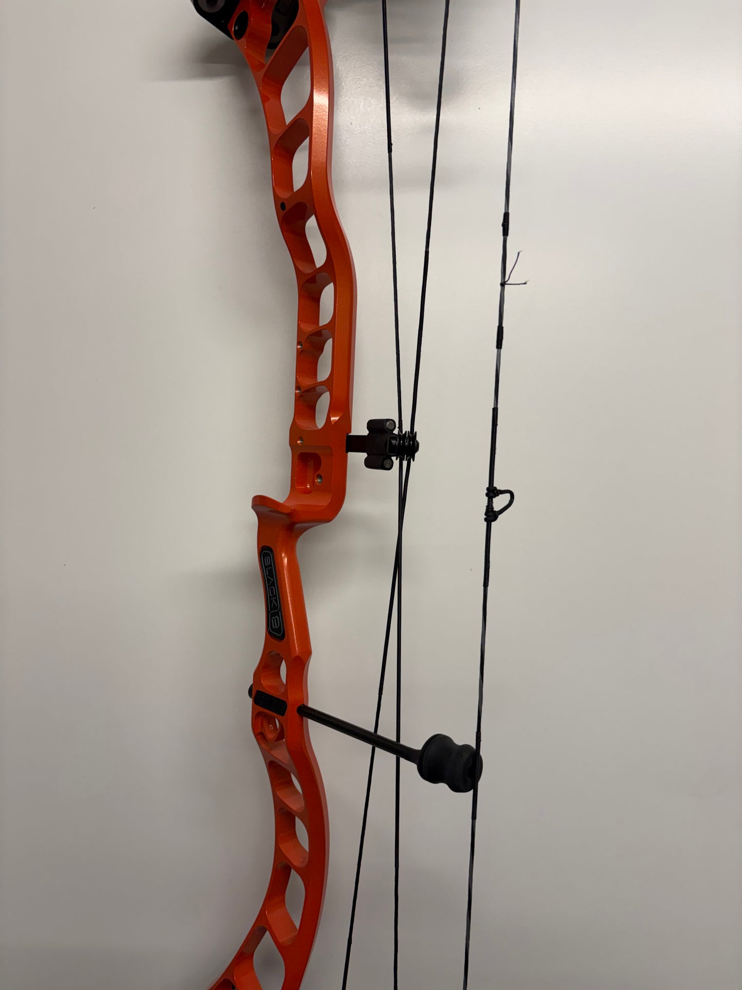Prime Black 9 Compound Bow RH Orange Tang 50-60 lbs - Used