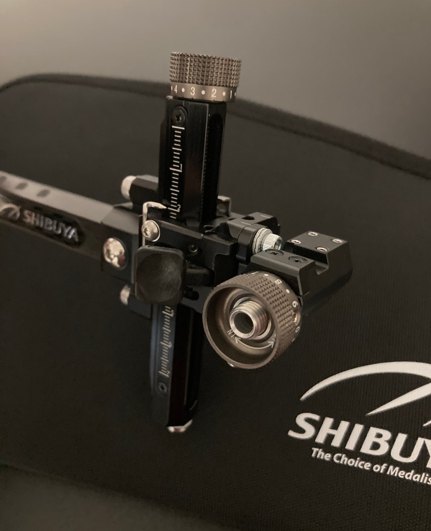 Shibuya Ultima CPX III Carbon Compound Sight RH Black 400-6 inch - NEW