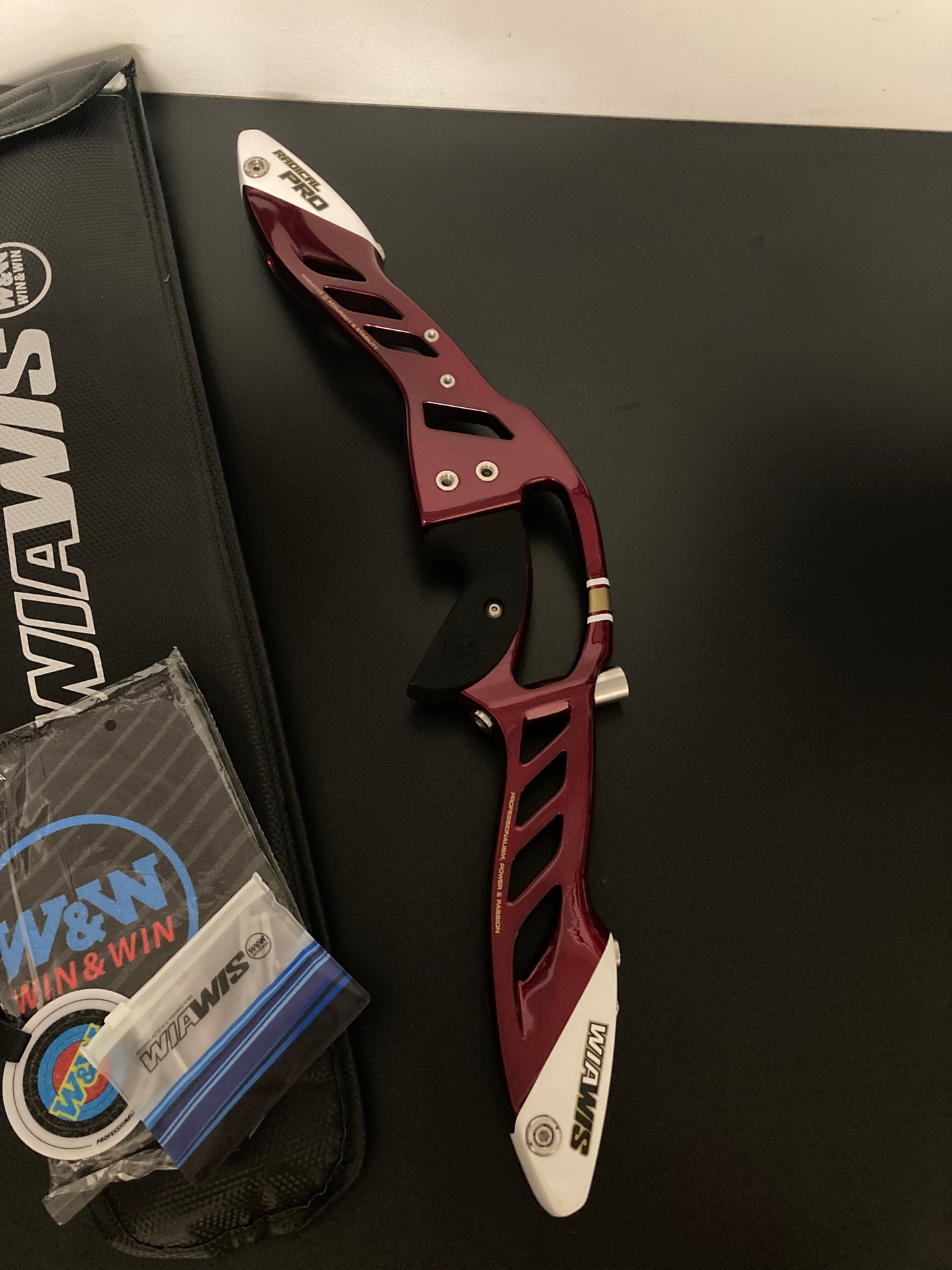 W&W Riser Wiawis Radical Pro ILF RH Ultimate Red 25'' - NEW