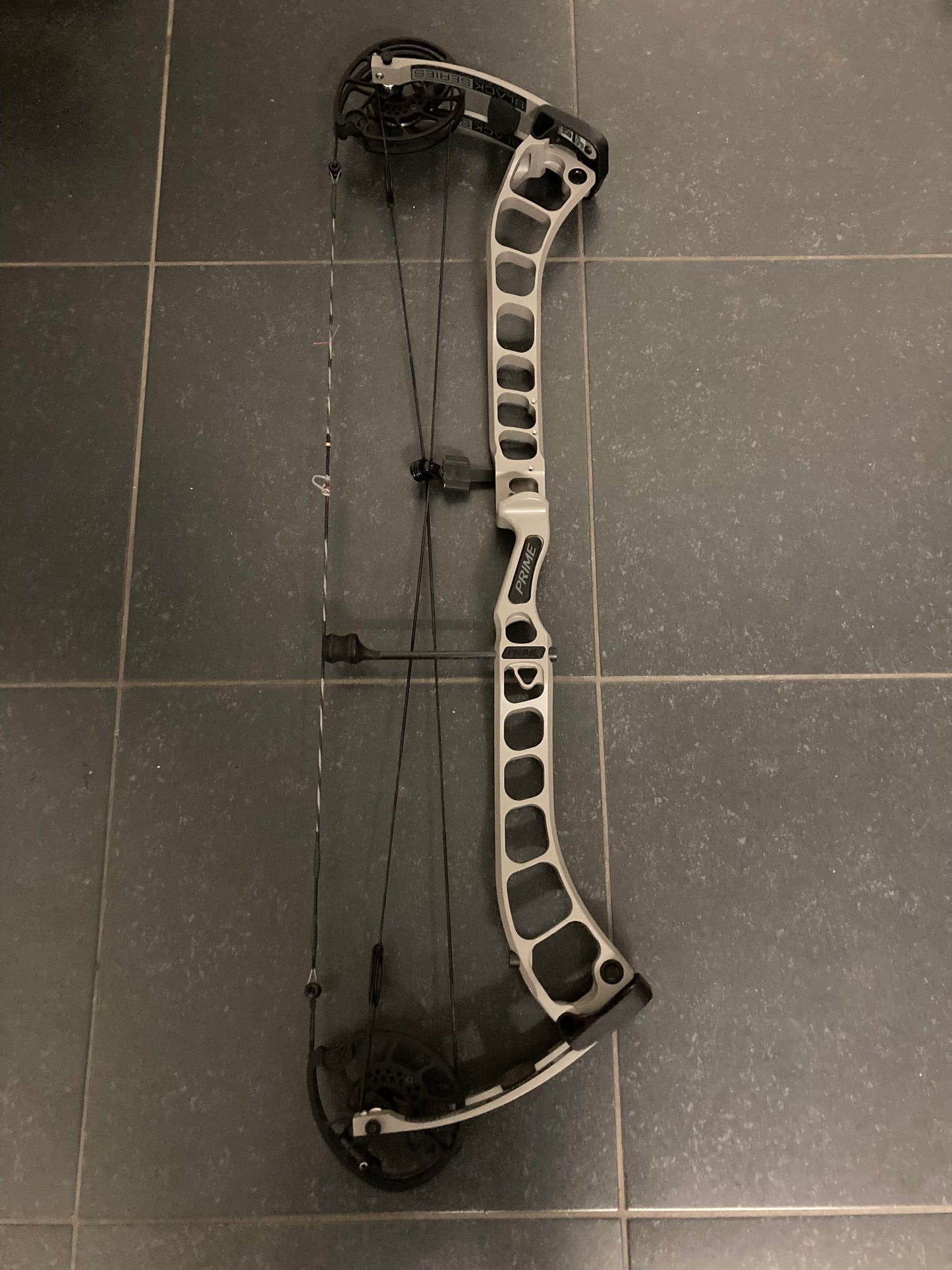 Prime Black 9 Compound Bow LH Boulder Grey 50-60 lbs - Used