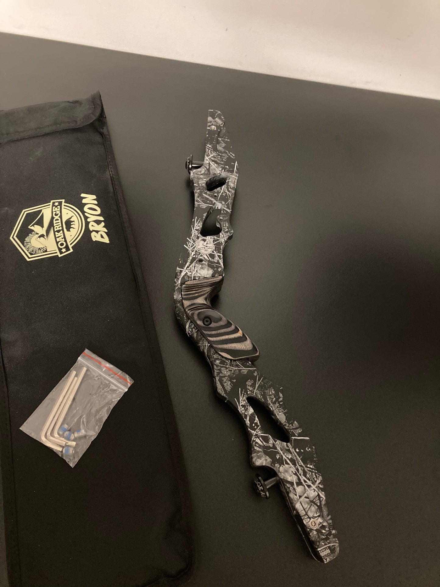 Oak Ridge Riser Bryon 21 ILF LH Harvest Moon Camo - Show Model