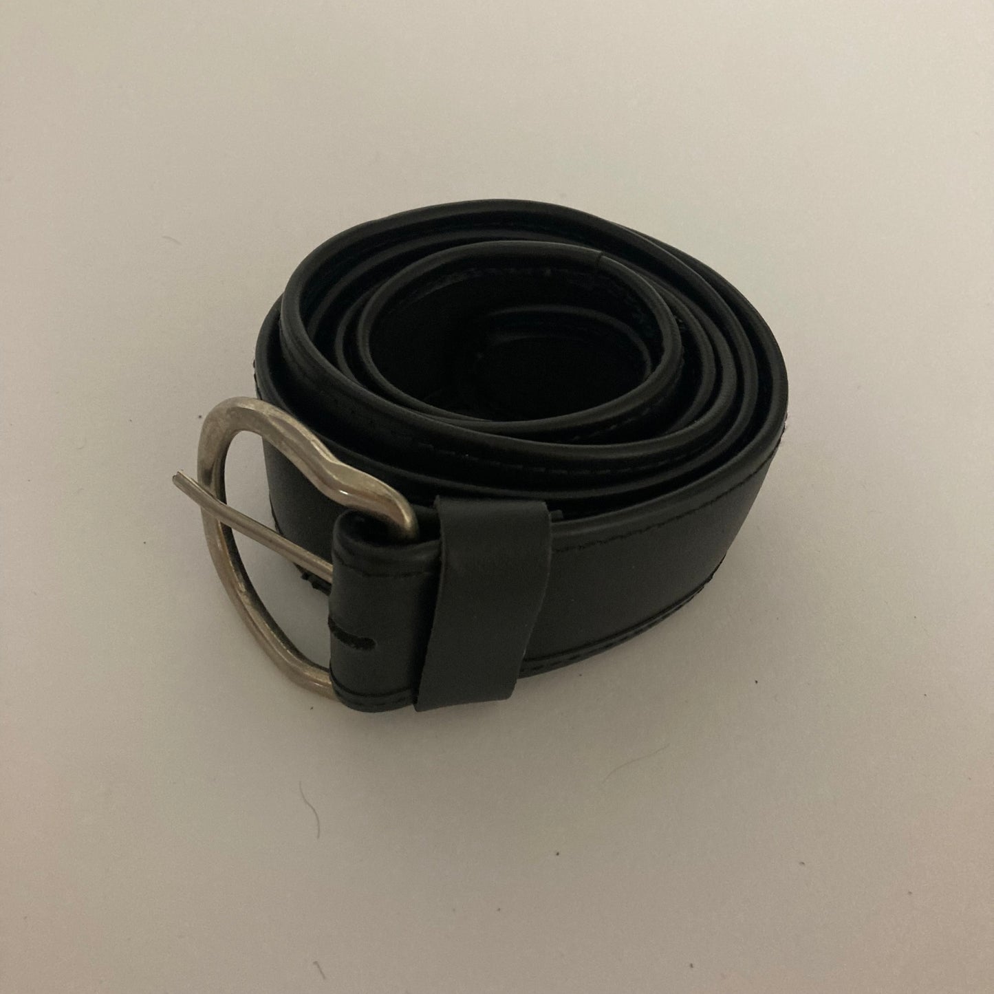 Neet NT-2300 Hip Quiver RH Black Leather - NEW